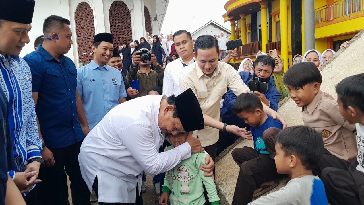 Kampanye di Ponpes Miftahul Huda Tasikmalaya, Prabowo Disambut Lantunan Sholawat