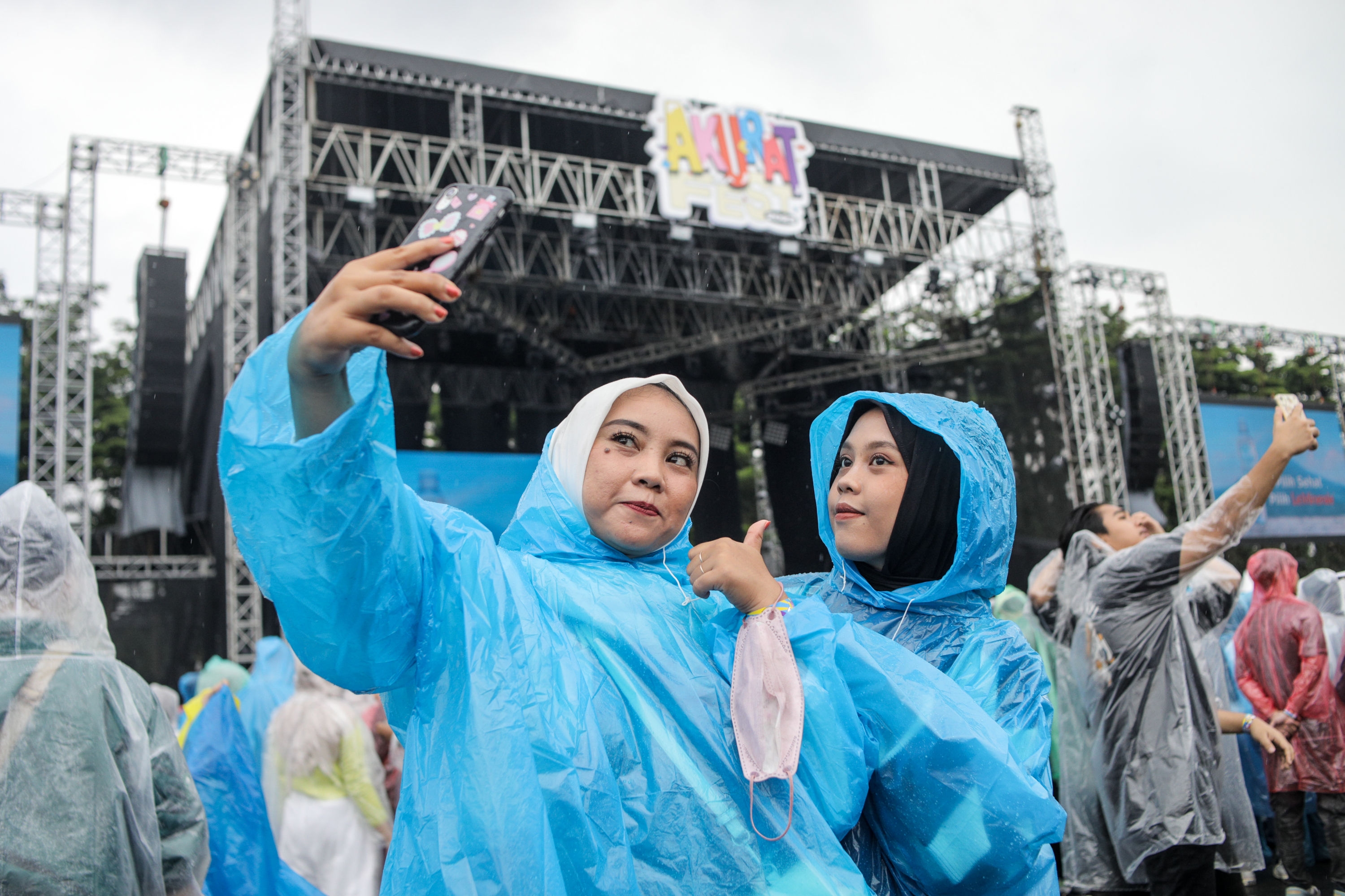 10 Manfaat Hujan untuk Kesehatan Tubuh, Berkoneksi dengan Alam untuk Kesejahteraan