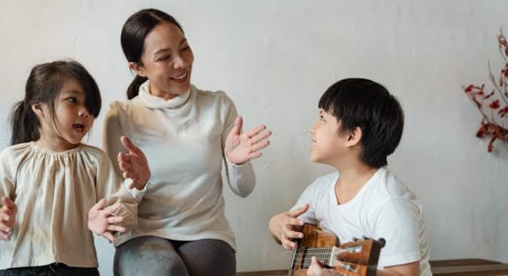 Banyak Anak Anggap Tak Dekat dengan Ibu Adalah Hal yang Normal