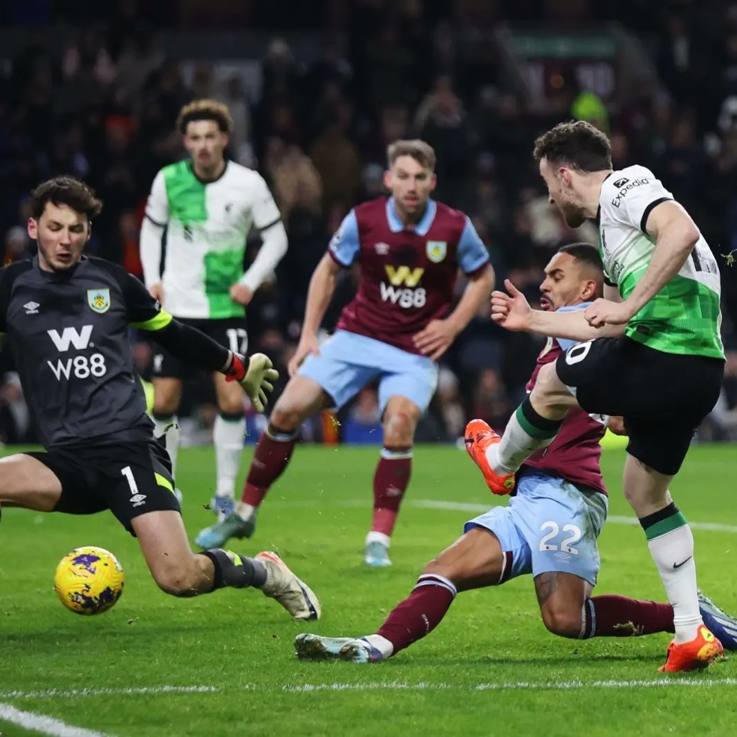 Klasemen Liga Inggris: Liverpool ke Puncak Geser Arsenal di Boxing Day, MU Naik ke Posisi 6