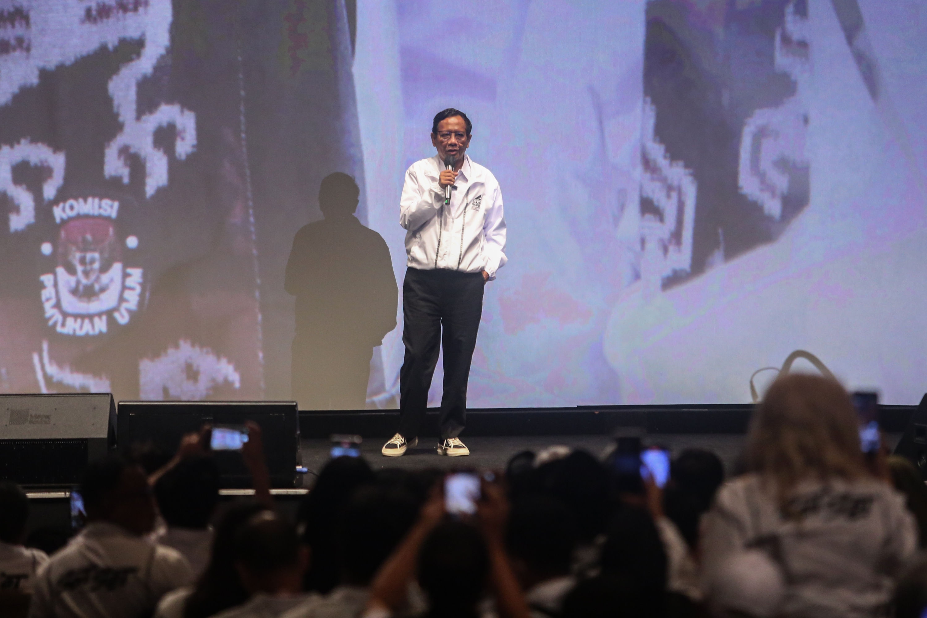 Ditanya Soal Survei, Mahfud: Biar Pengadilan Rakyat yang Memutuskan…