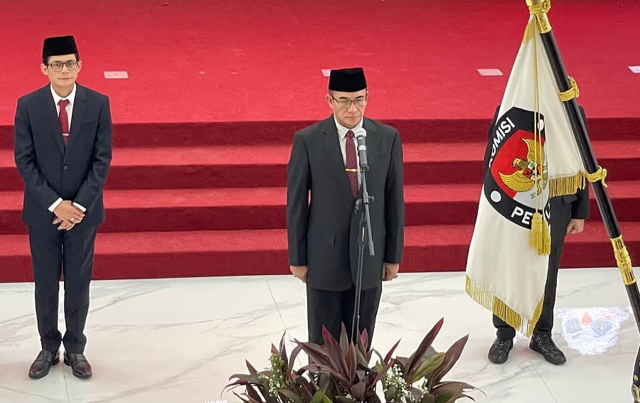 Profil Ketua KPU Hasyim Asy’ari, Diduga Langgar Kode Etik Karena Terima Pendaftaran Gibran Sebagai Cawapres