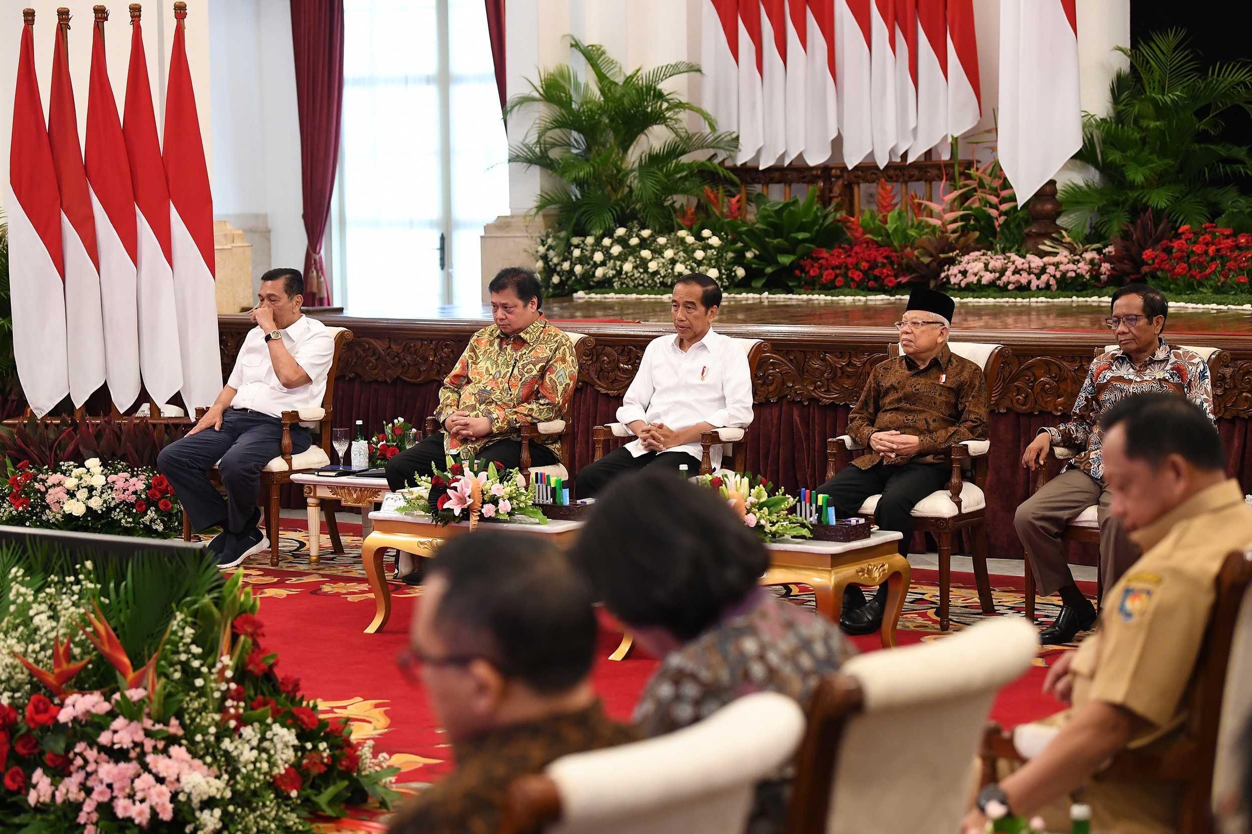 Tegaskan Kabinet Solid, Jokowi Hormati Keputusan Mahfud