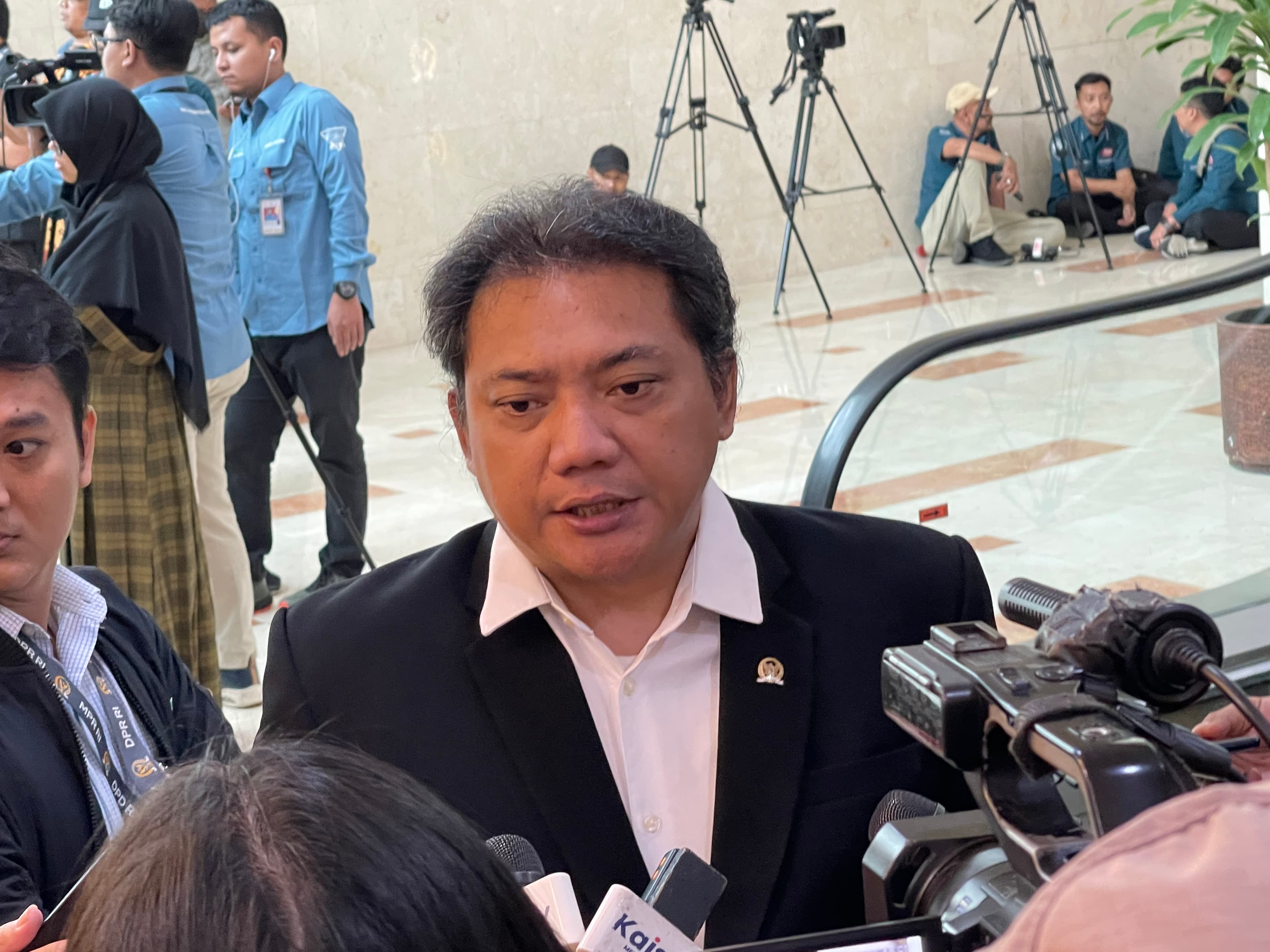 Komisi III DPR Minta PPATK Telusuri Lebih Lanjut Terkait Aliran Dana Asing ke Parpol