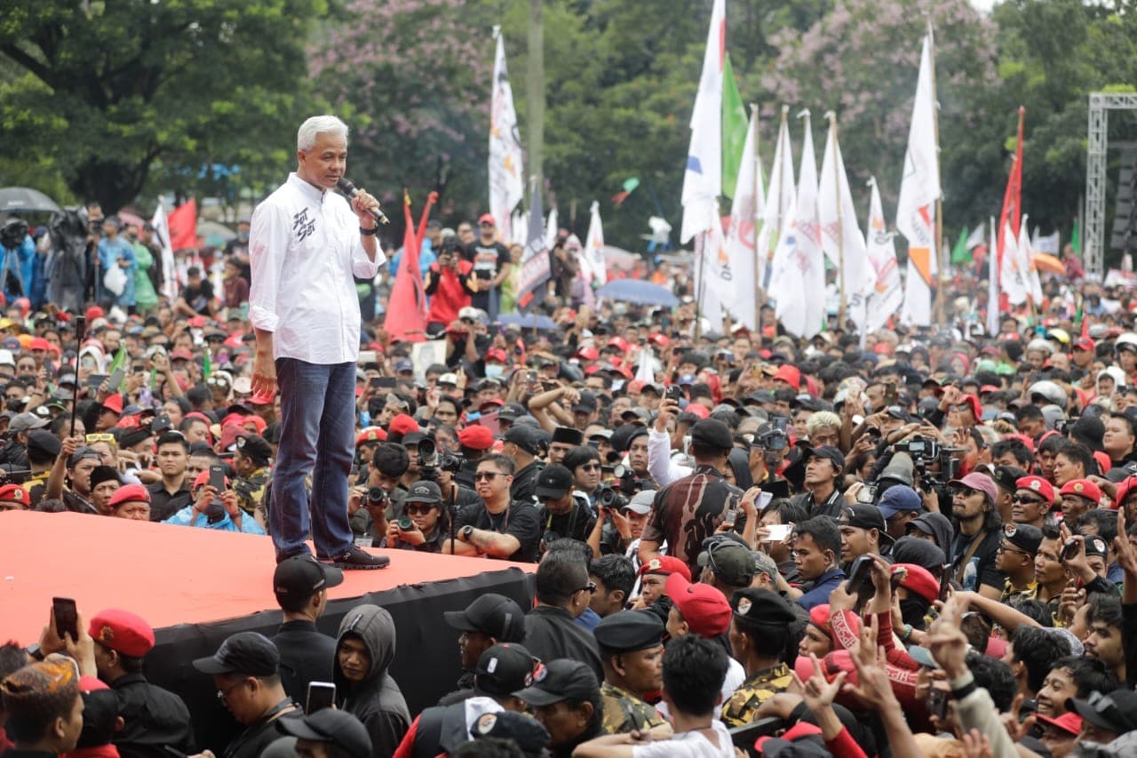 Kampanye Akbar di Bandung, Harga Beras Tinggi, Ganjar: Sembako Jangan Diperdagangkan Siapapun