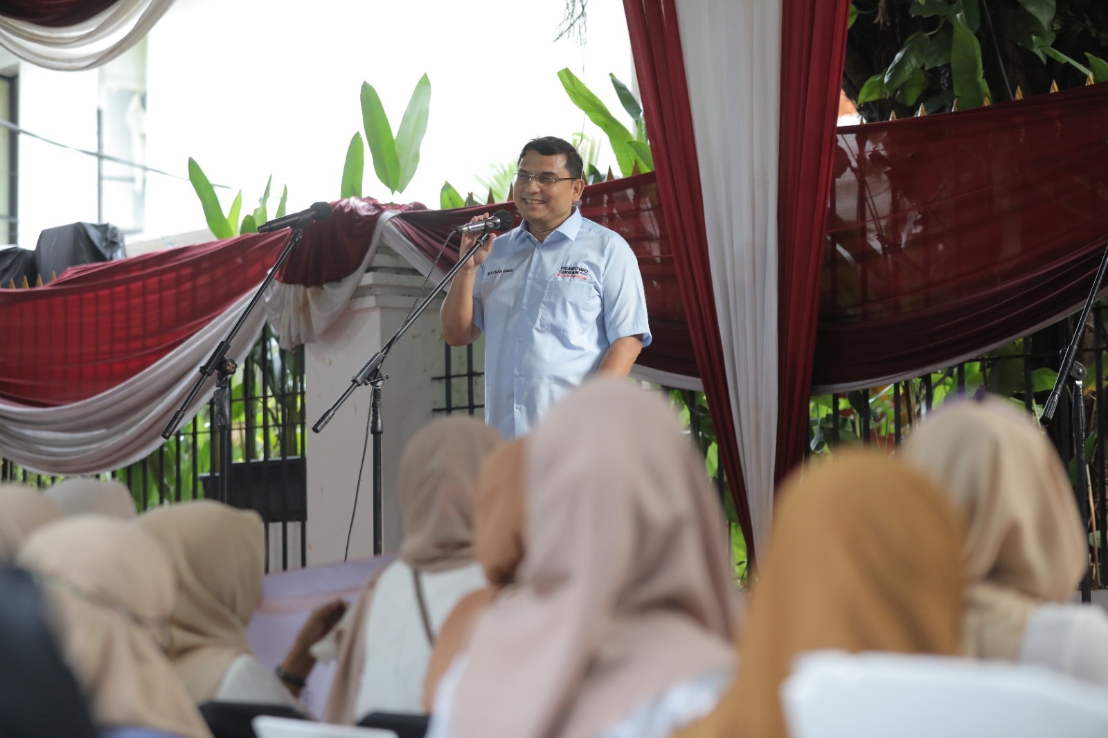 TKN Terjunkan Relawan Ketuk Pintu Ajak Masyarakat Datang ke TPS Pilih Prabowo-Gibran