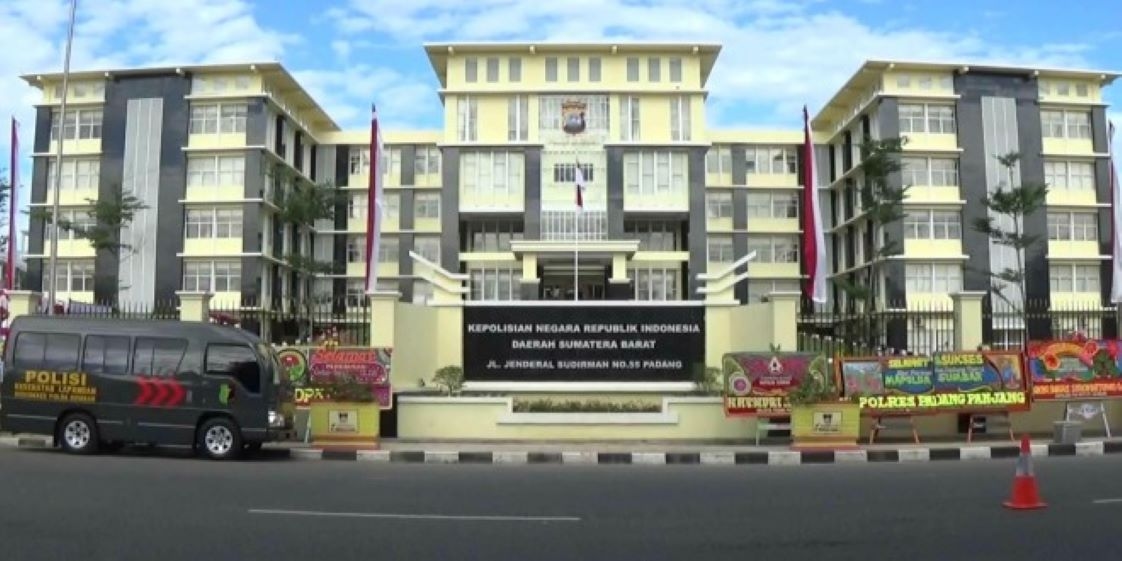 Pemkab Tanah Datar Diduga Terima Gratifikasi Tender Jalan Senilai Puluhan Miliar Rupiah