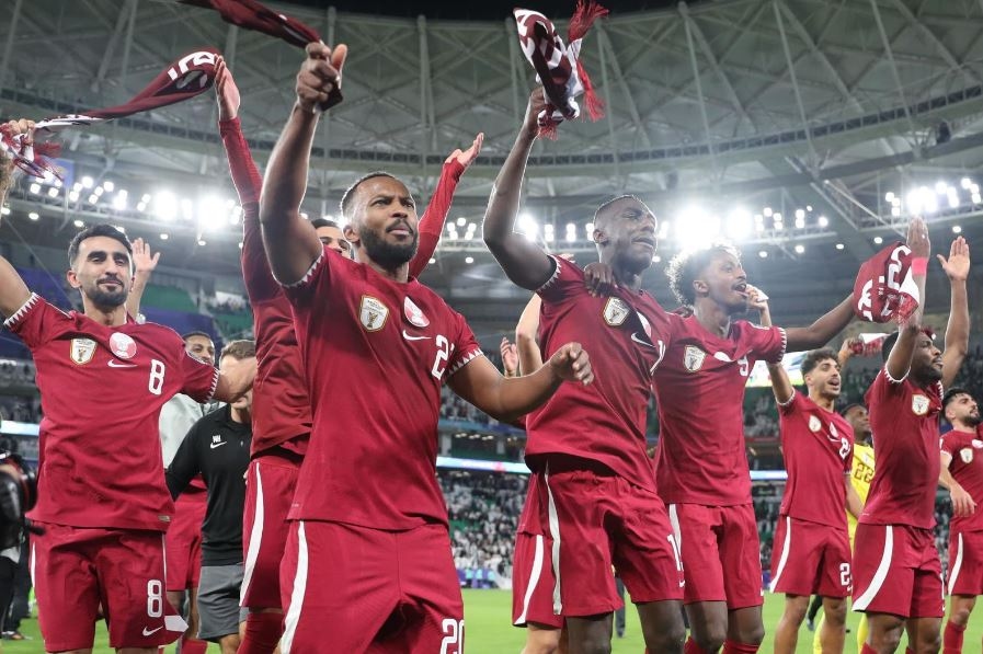 Piala Asia: Kalahkan Iran di Laga yang Rumit, Juara Bertahan Qatar Jumpa Yordania di Final