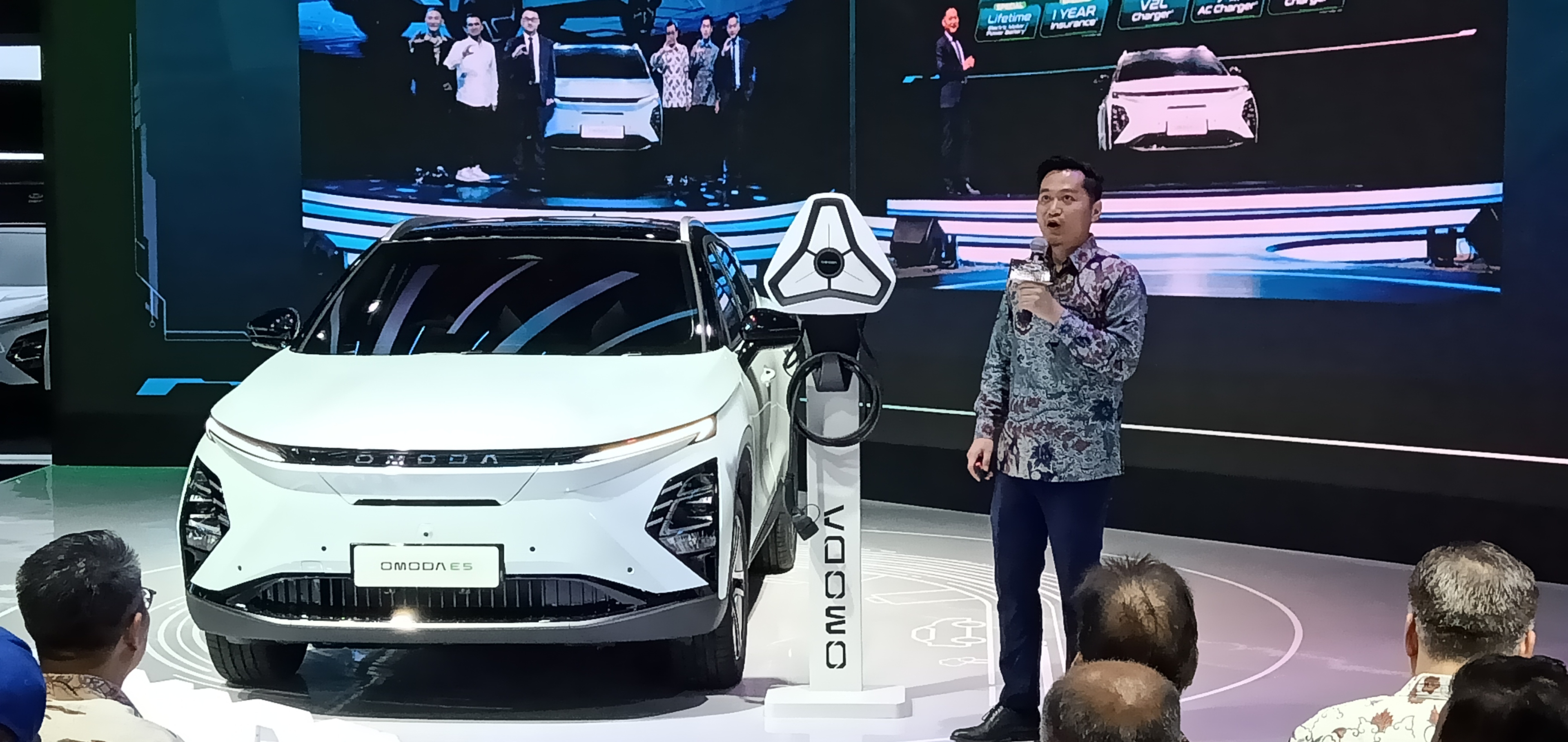 Chery Tambah Kuota Harga Spesial OMODA E5 Menjadi 2 Ribu Unit di IIMS 2024