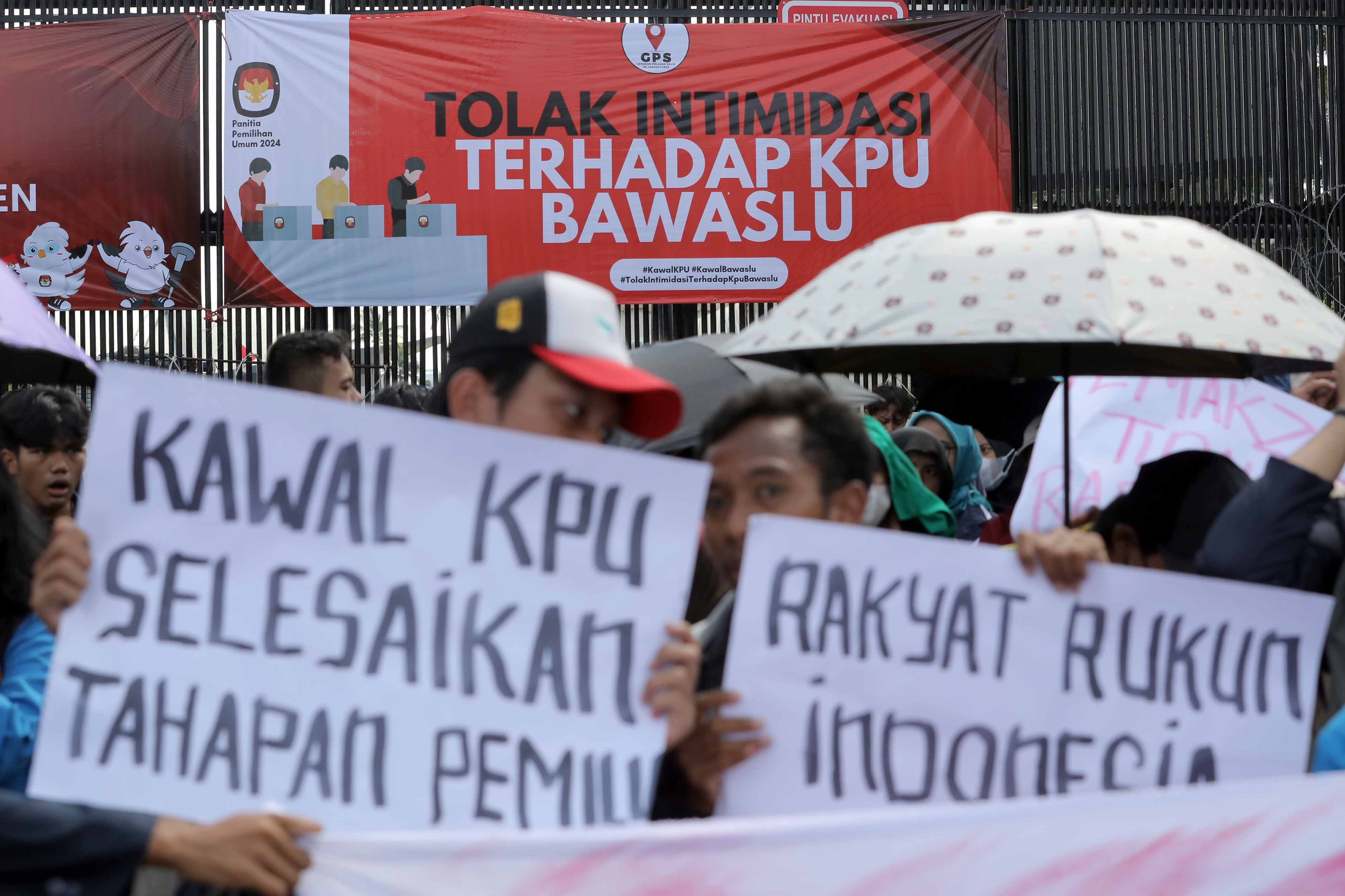 Pengamat: Selama PDIP Belum Bergerak, Hak Angket Akan Stagnan
