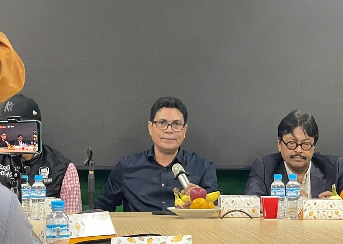 Hentikan Drama Perbedaan Sikap Politik, Jangan Permainkan Rakyat