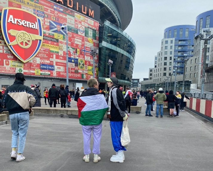 Suporter Yahudi Pilih Batal Masuk Stadion Arsenal karena Demonstrasi Menentang Israel