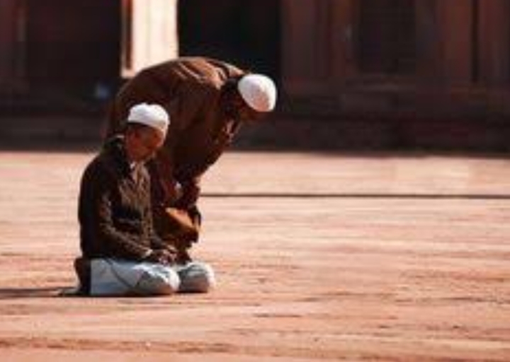 Hukum Shalat Tarawih sebelum Shalat Ba'diyah Isya