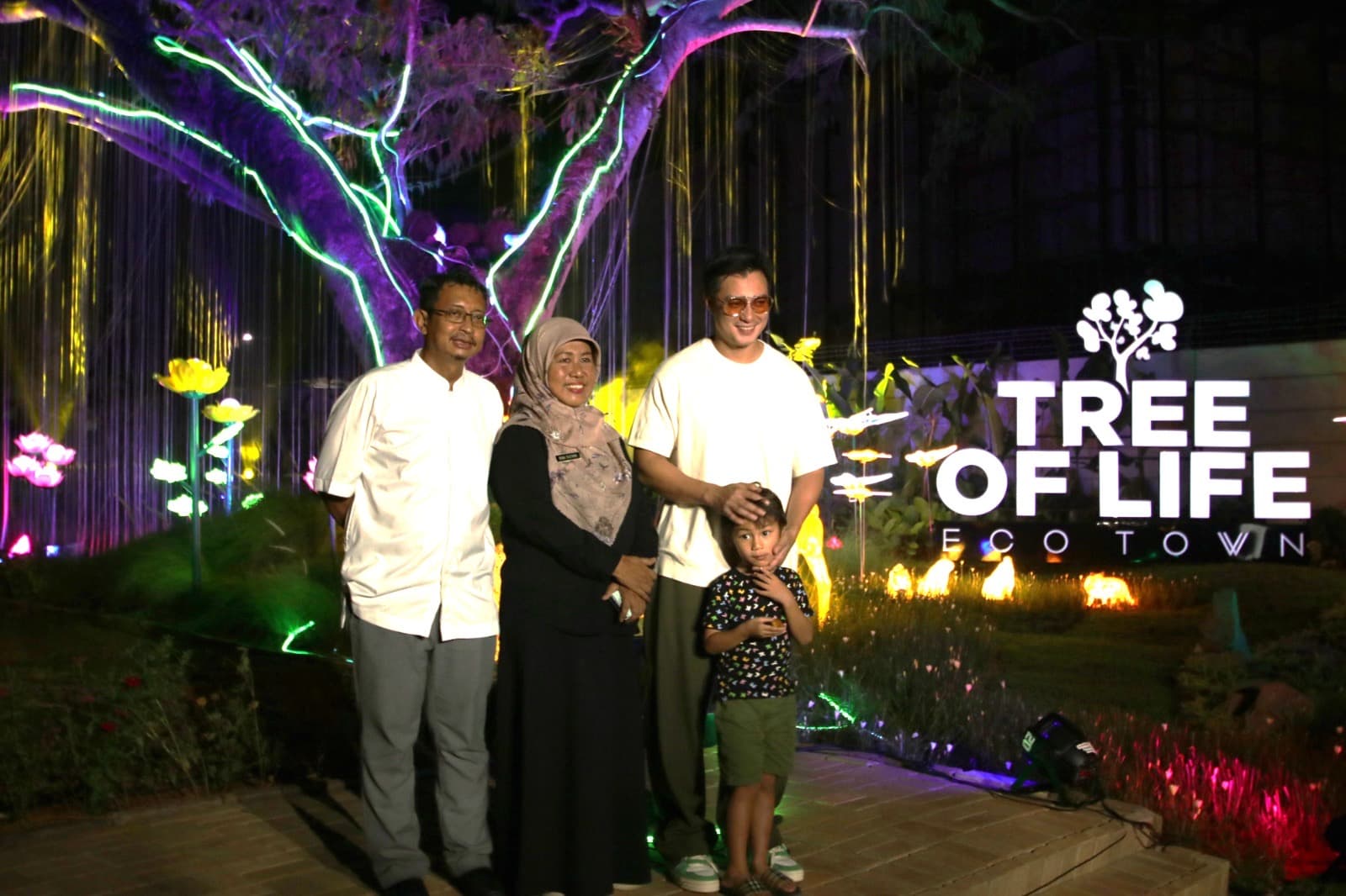 Percantik Kawasan Komersial, Eco Town Resmikan Tata Cahaya Senopati Boulevard