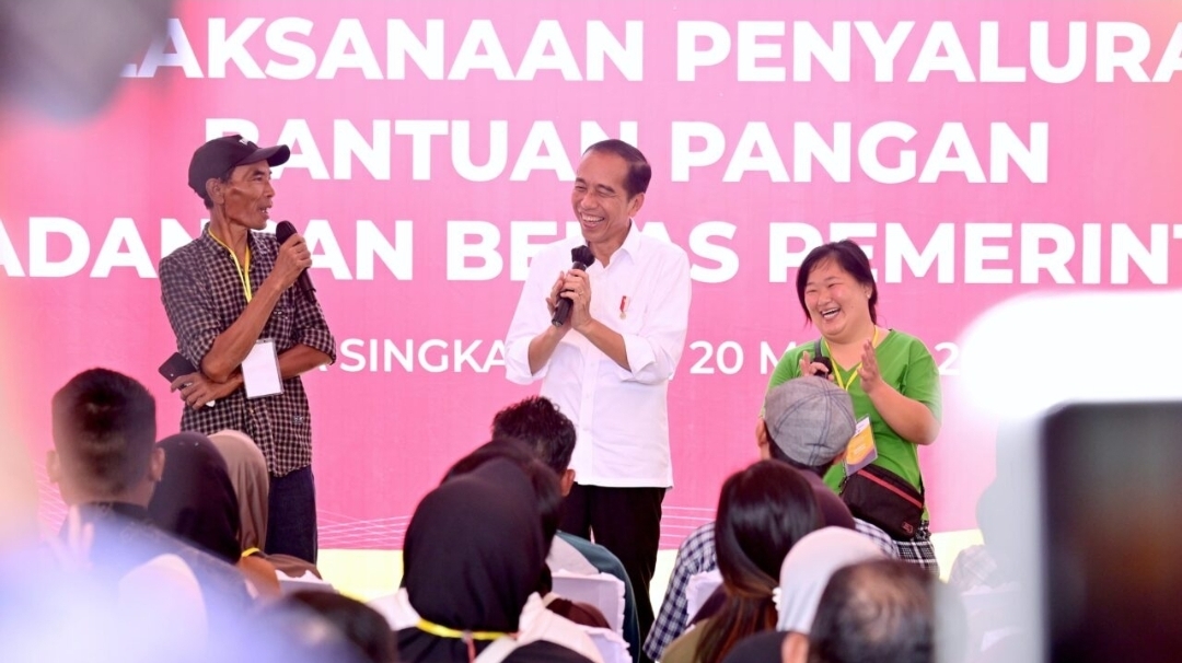 Jokowi Soal Bantuan Pangan Dilanjutkan Usai Juni: Lihat APBN Dulu Ada Anggaran atau Tidak