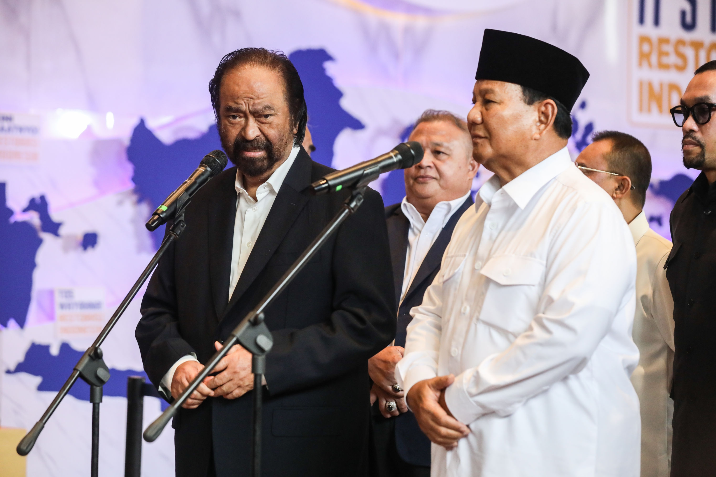 Prabowo Ajak NasDem Gabung Pemerintahan, Surya Paloh: Masih 50-50