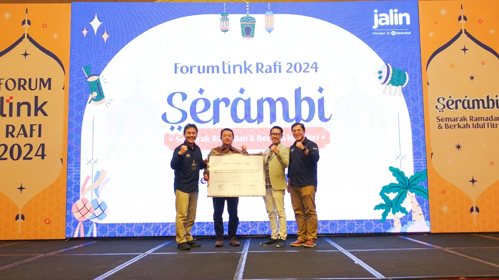 Kini Nasabah Bank DKI Bisa Tarik Tunai Tanpa Kartu di ATM BRI