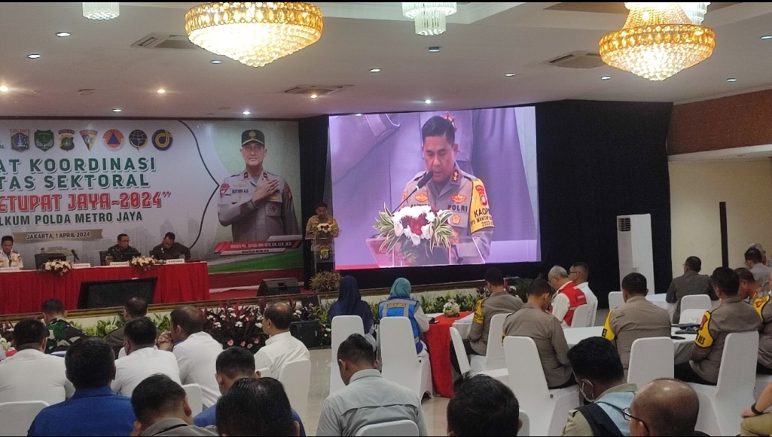 Polda Metro Jaya Kerahkan 4.105 Personel Gabungan Amankan Operasi Ketupat 2024