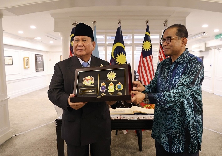 Taruh Harapan ke Prabowo, Menhan Malaysia Yakin Hubungan dengan Indonesia Bisa Lebih Diperkuat