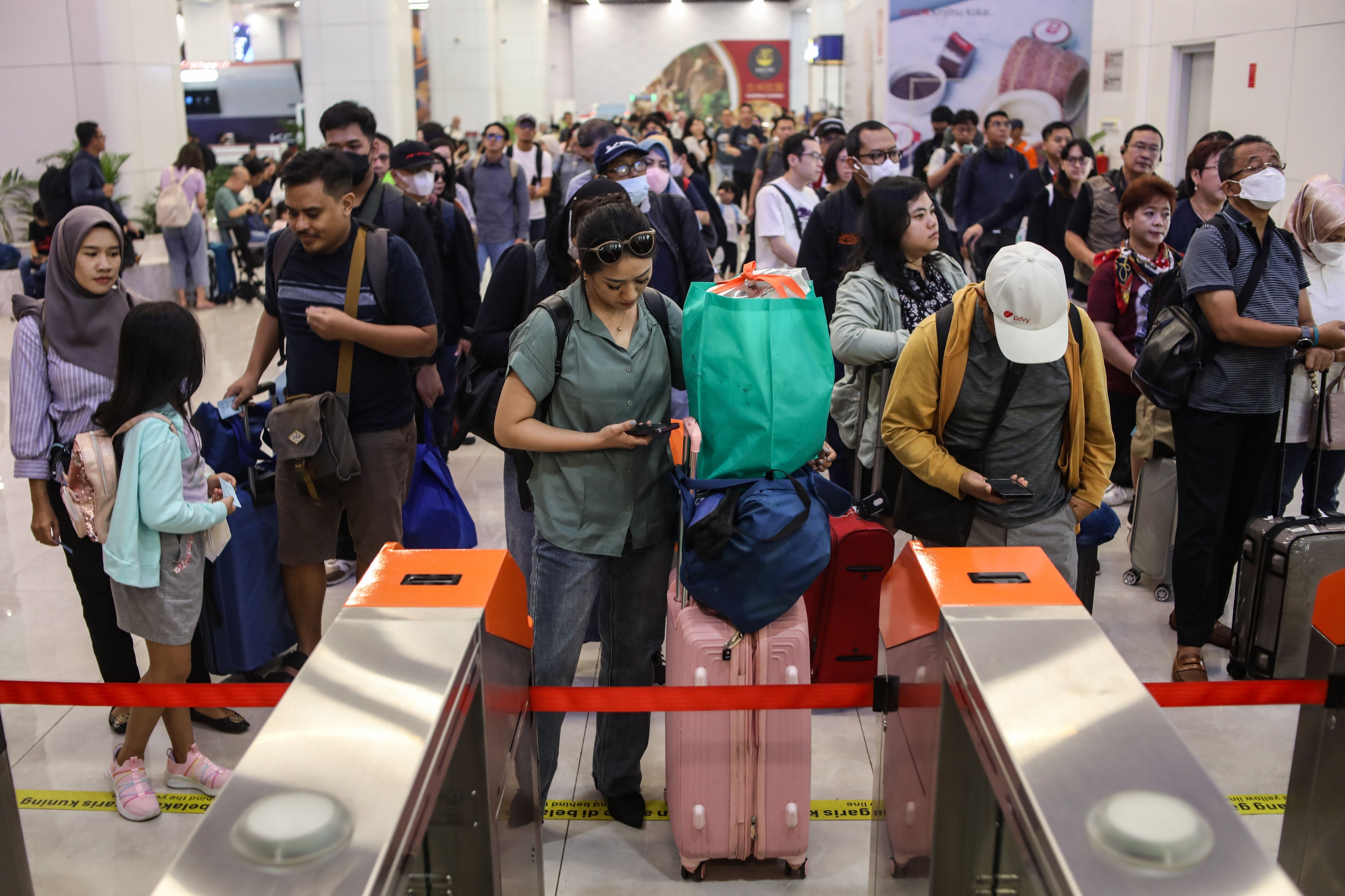 Puncak Arus Lebaran 2024, Whoosh Angkut 21.500 Penumpang