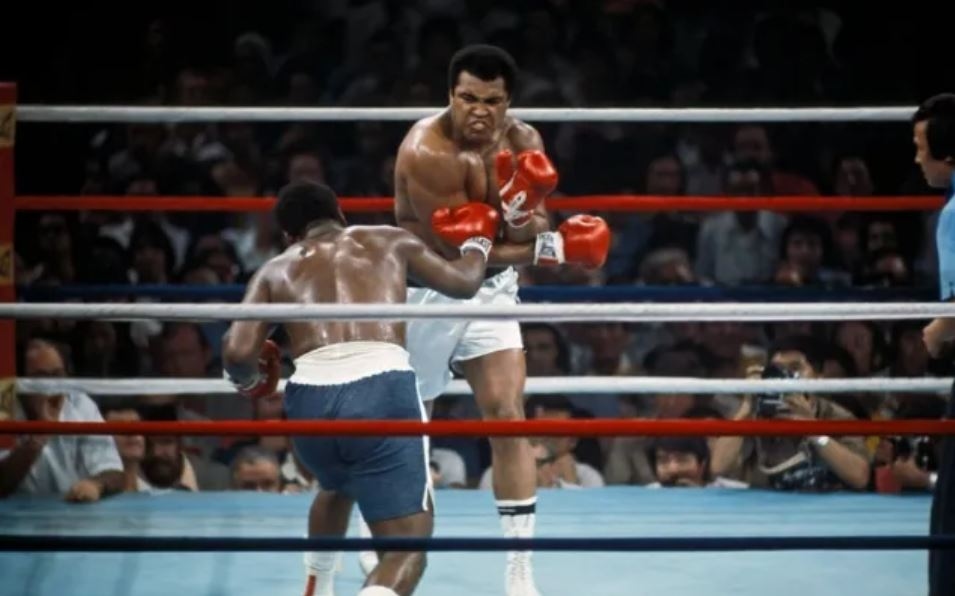 Celana Tinju 'Thrilla in Manila-nya' Muhammad Ali Dilelang, Diperkirakan Sentuh Rp95 Miliar