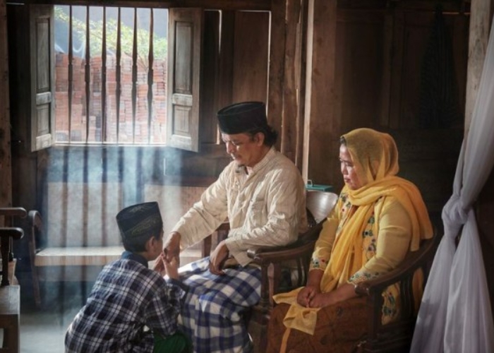 Ternyata Begini Asal-usul Tradisi Sungkeman Saat Lebaran