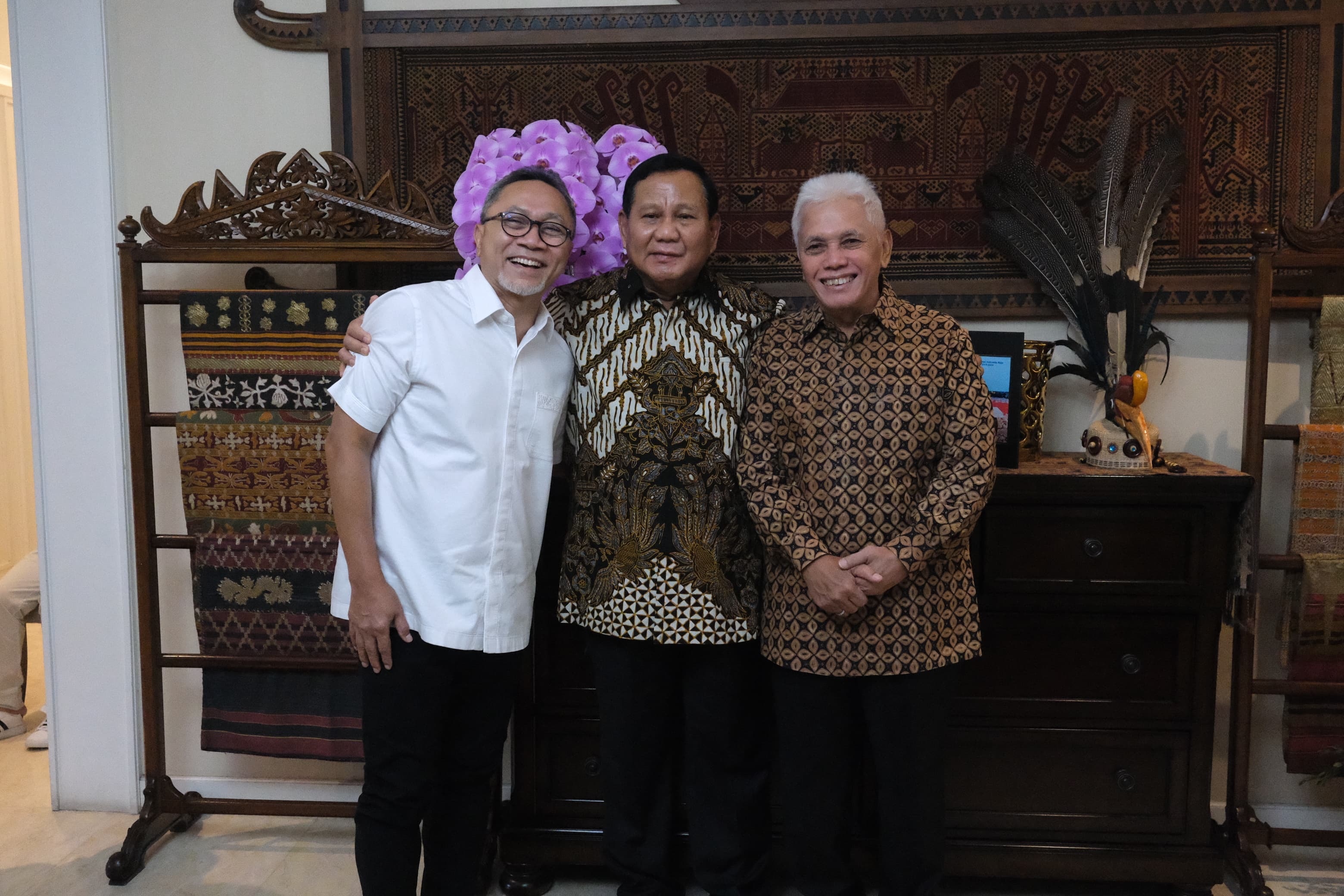 Prabowo Sambangi Kediaman Zulhas di Lebaran Kedua, Ini yang Dibahas