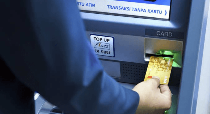 Ramai Modus Ganjal Kartu ATM, Ini 4 Tips Agar Terhindar dari Penipuan!