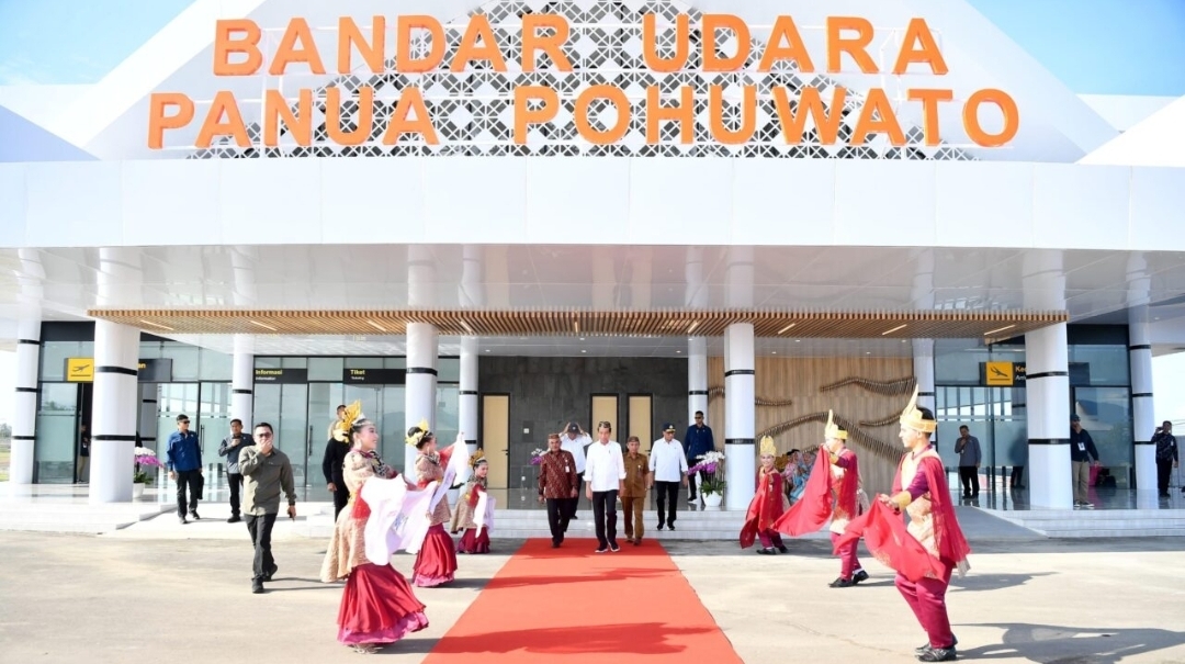 Resmikan Bandara Panua Pohuwato, Jokowi Harap Bisa Dongkrak Ekonomi Gorontalo