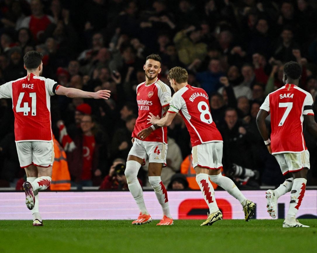 Arsenal Puncaki Klasemen Liga Inggris, Man City tetap Dijagokan Juara Musim Ini