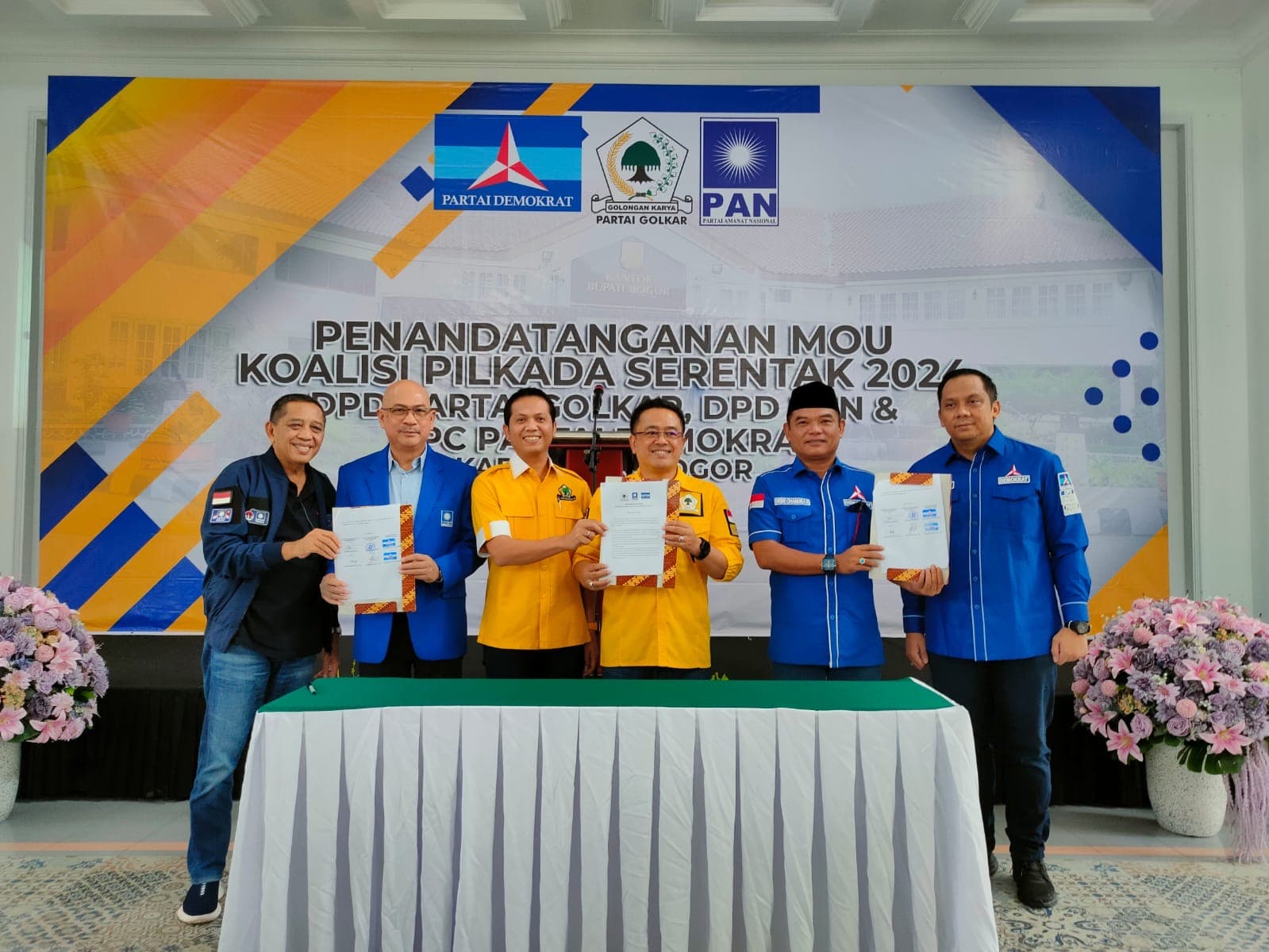 Tandatangani MoU, Golkar, PAN, dan Demokrat Siap Menangkan Jaro Ade Jadi Bupati Bogor