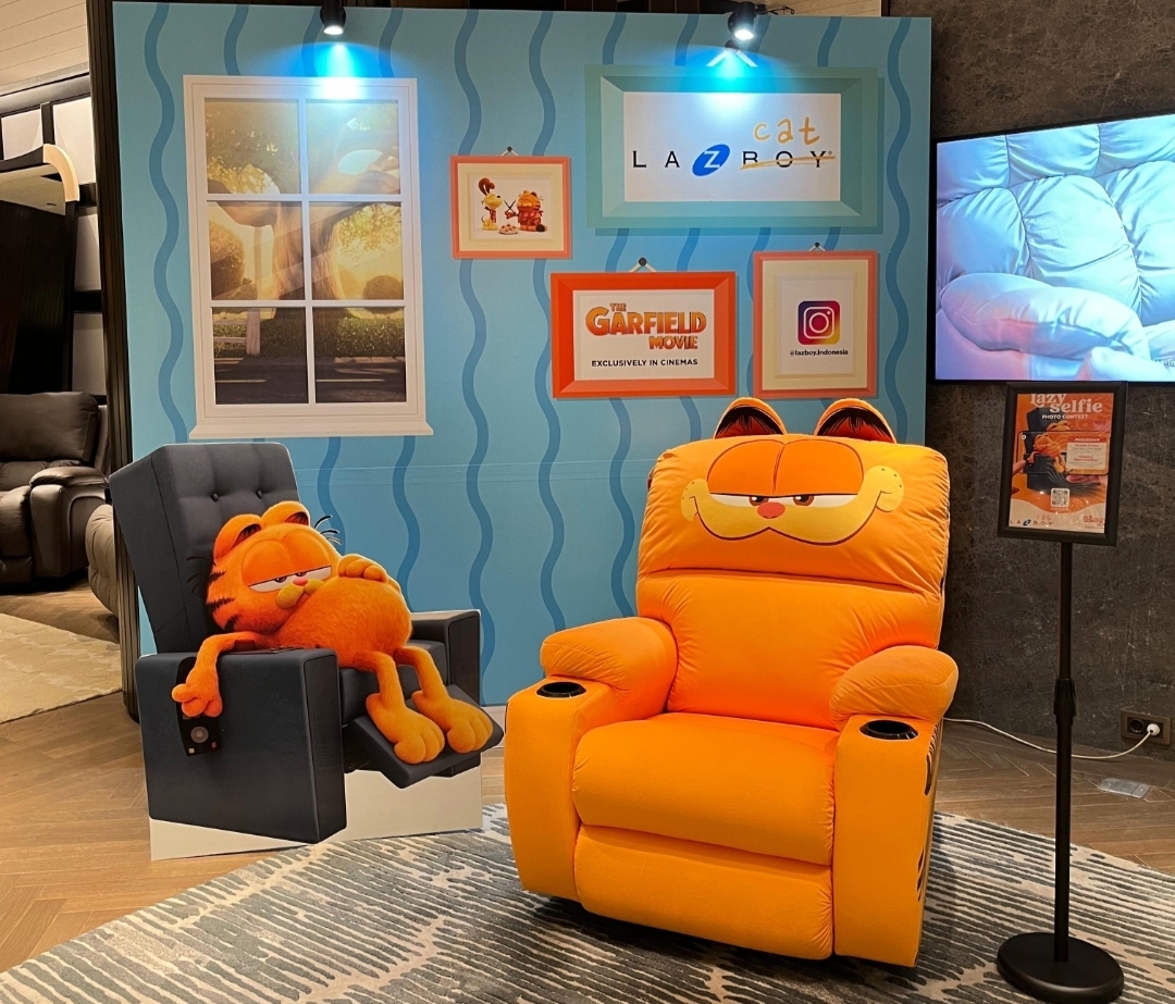 La-Z-Boy Pamer Manfaat Kursi Malas dari Kucing Animasi Terkenal Garfield