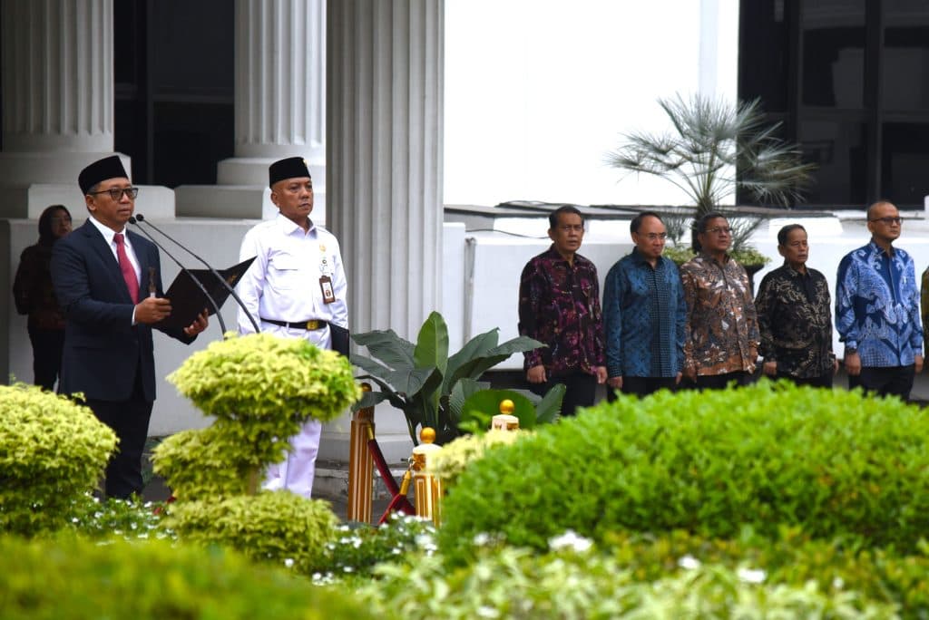Bagaimana Penerapan Pancasila Sebagai Dasar Negara Pada Masa Awal Kemerdekaan?