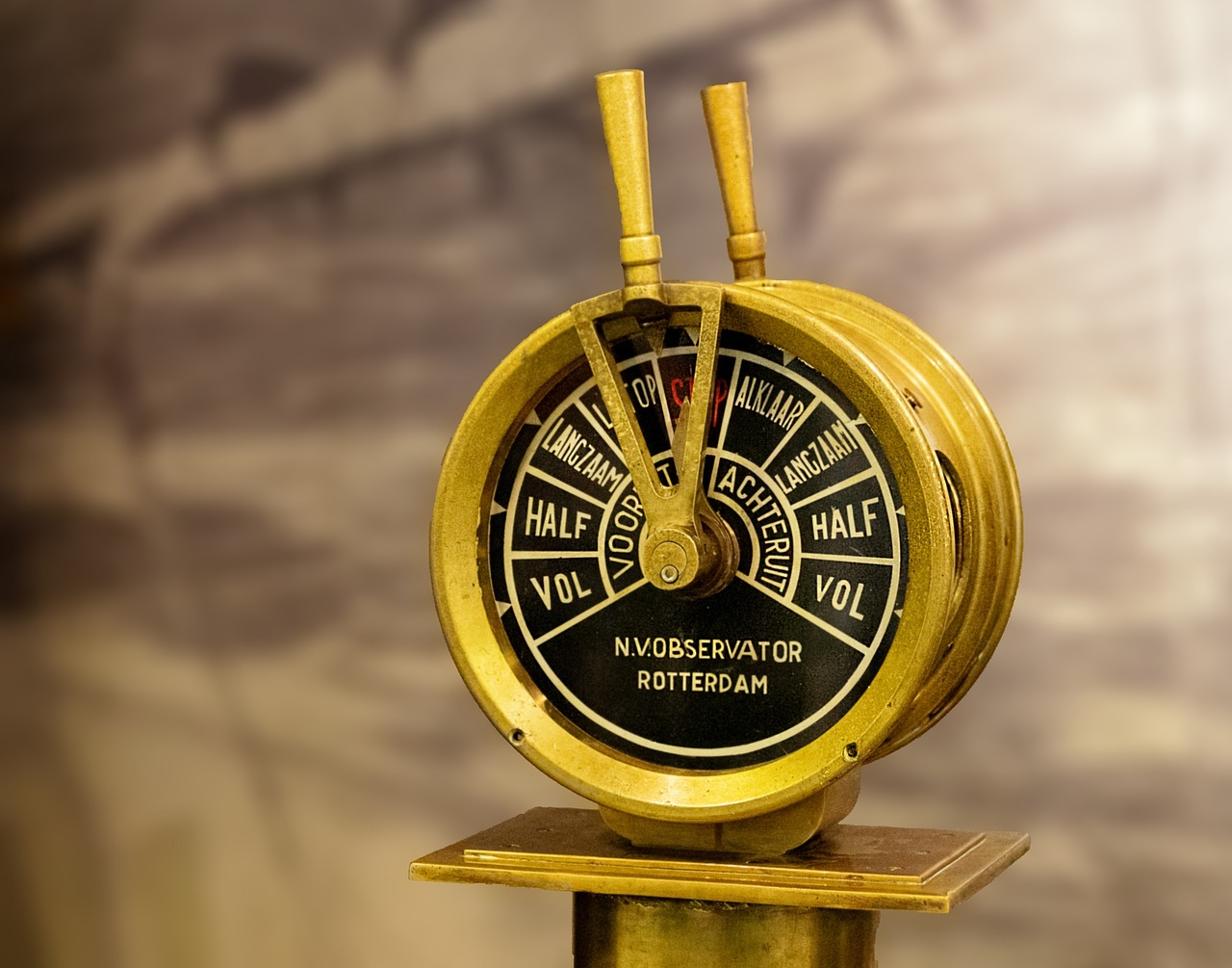 Siapakah Yang Menemukan Sandi Morse? Ternyata Penemu Telegraf Juga