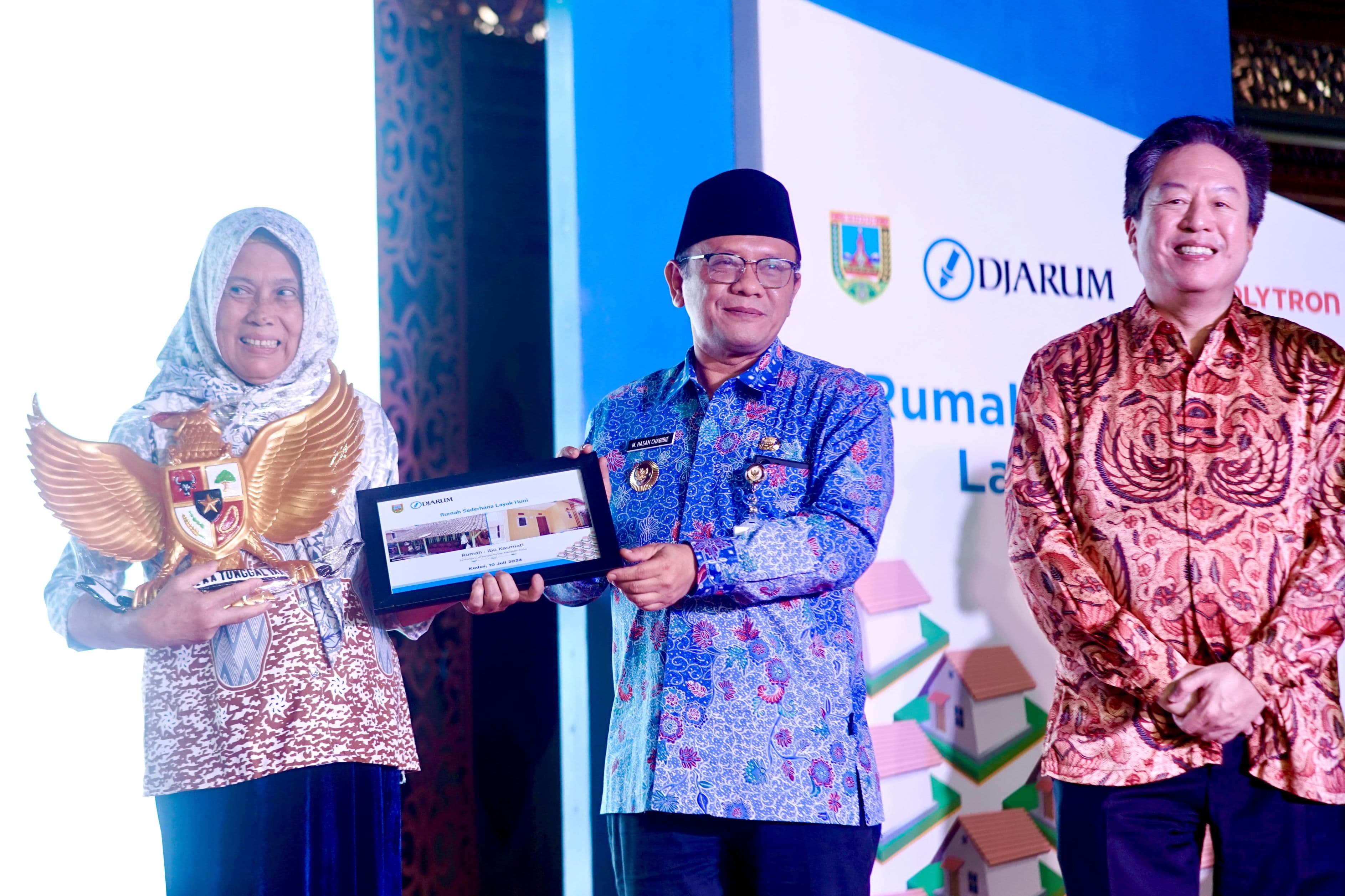 Kucurkan Rp4 Miliar, PT Djarum Renovasi 80 Rumah di Kabupaten Kudus