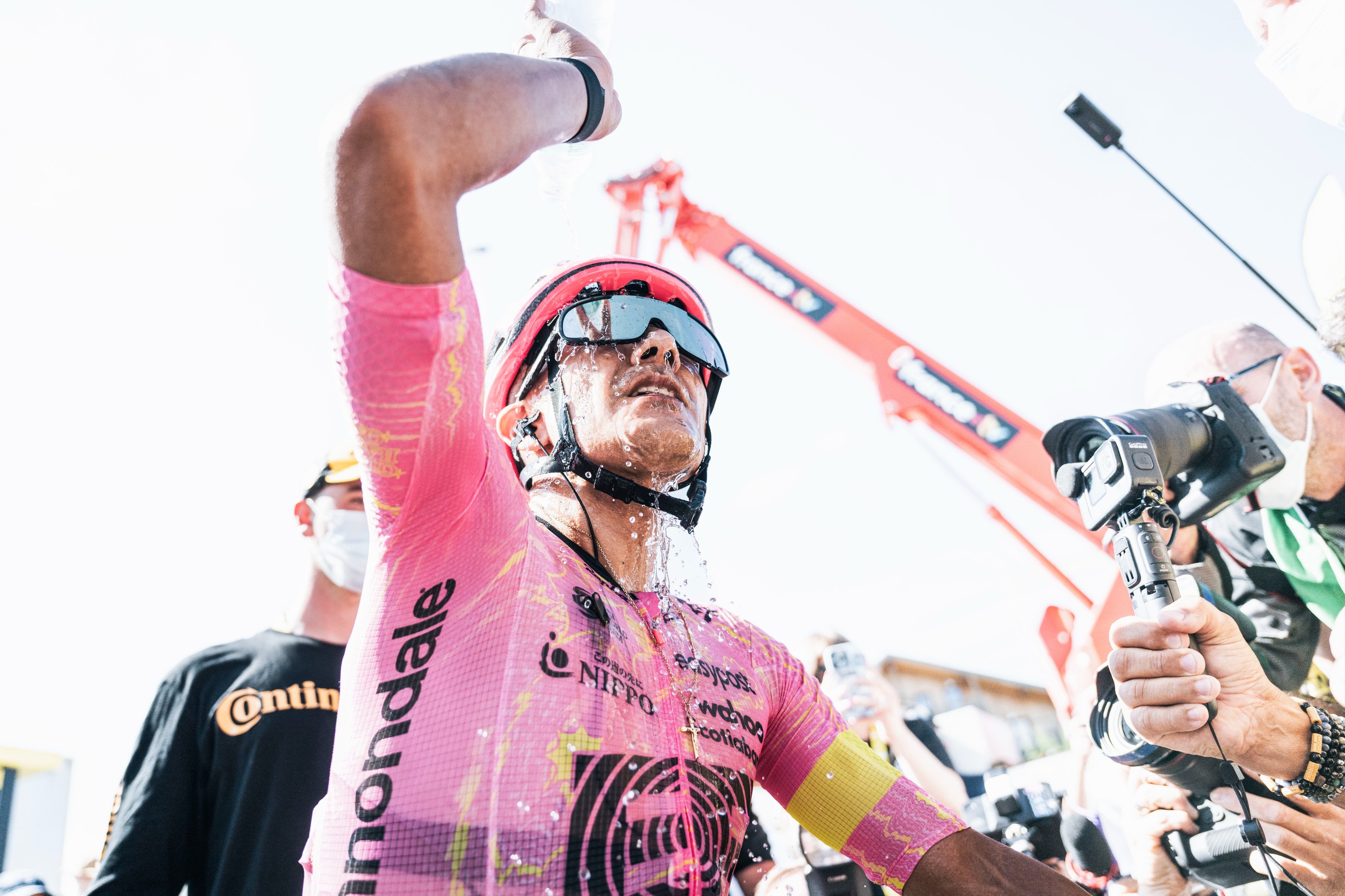 TourDe France: Richard Carapaz Menangi Etape Pertamanya, Pogacar Masih Kuasai Klasemen