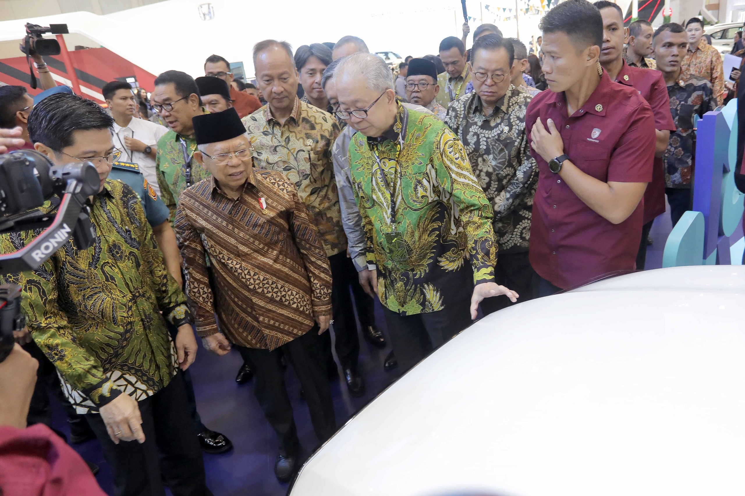 Dorong Daya Saing, Wapres: Kemandirian Industri Otomotif Nasional Perlu Dibangun