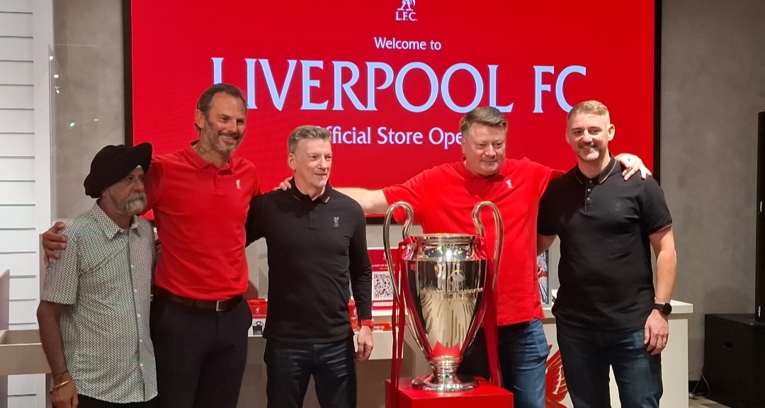 Resmi Meluncur, Liverpool FC Store Manjakan Suporter Setia The Reds di Indonesia