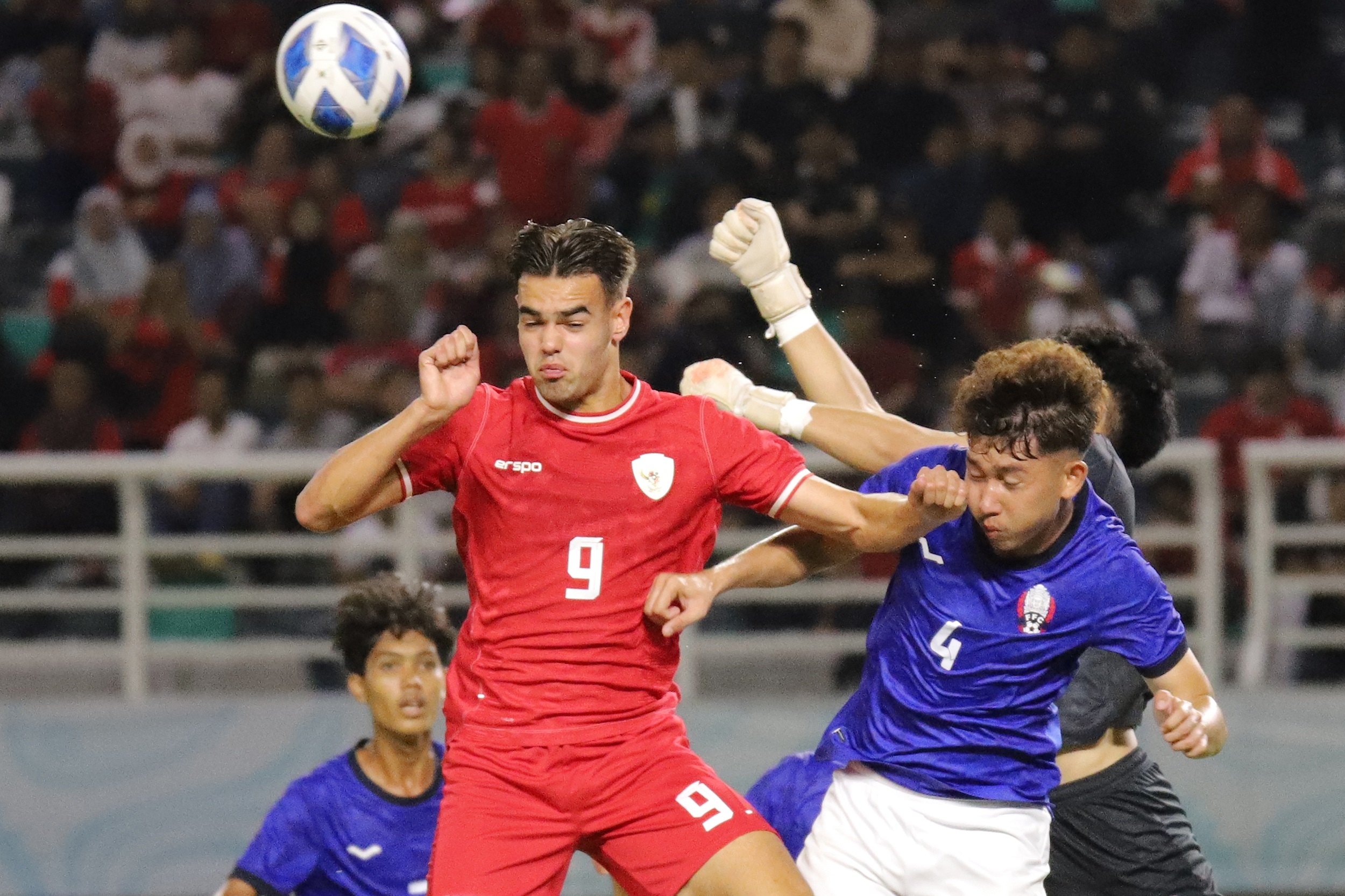 ASEAN Championship: Adaptasi Cuaca Lancar, Jens Raven Berpeluang Tambah Menit Bermain