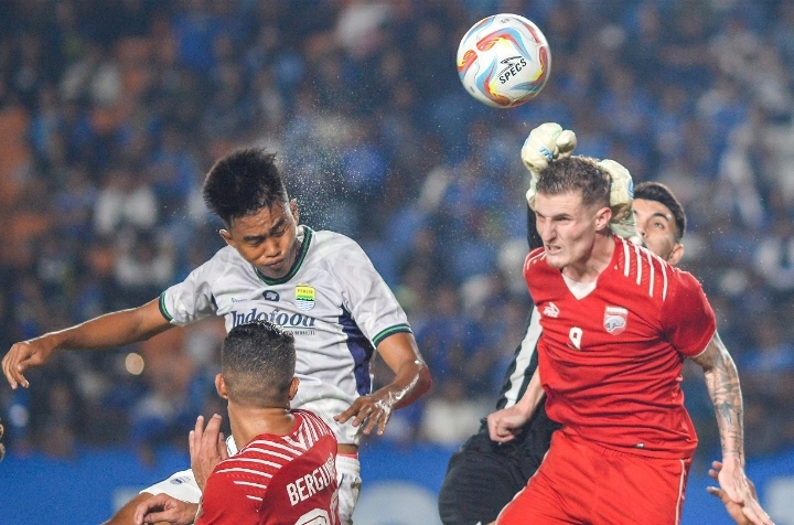 Piala Presiden: Gol Berguinho Taklukkan Persib Bandung, Borneo FC Melenggang ke Semifinal