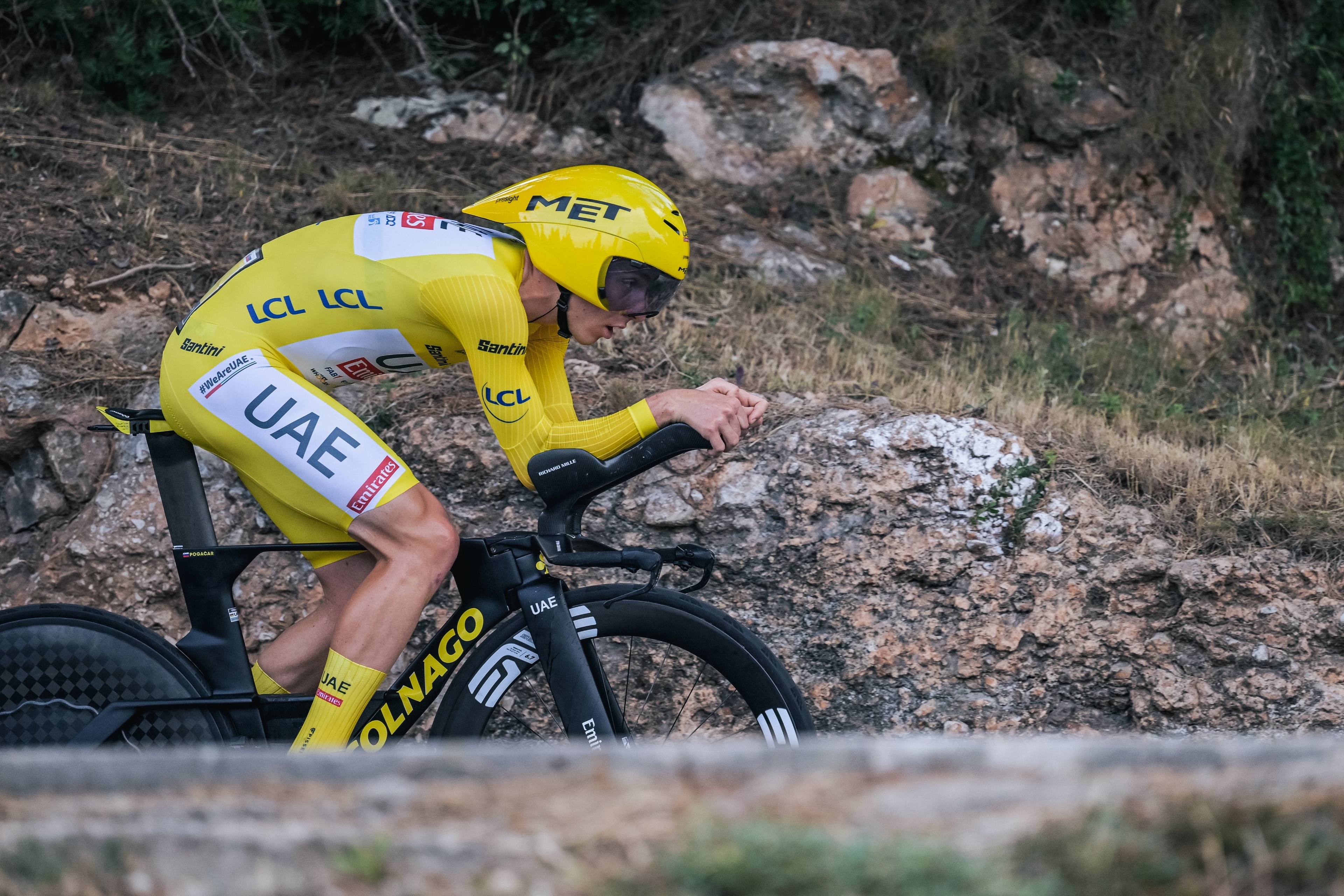 Kelelahan setelah Juarai Tour De France, Tadej Pogacar Pilih Absen di Olimpiade Paris