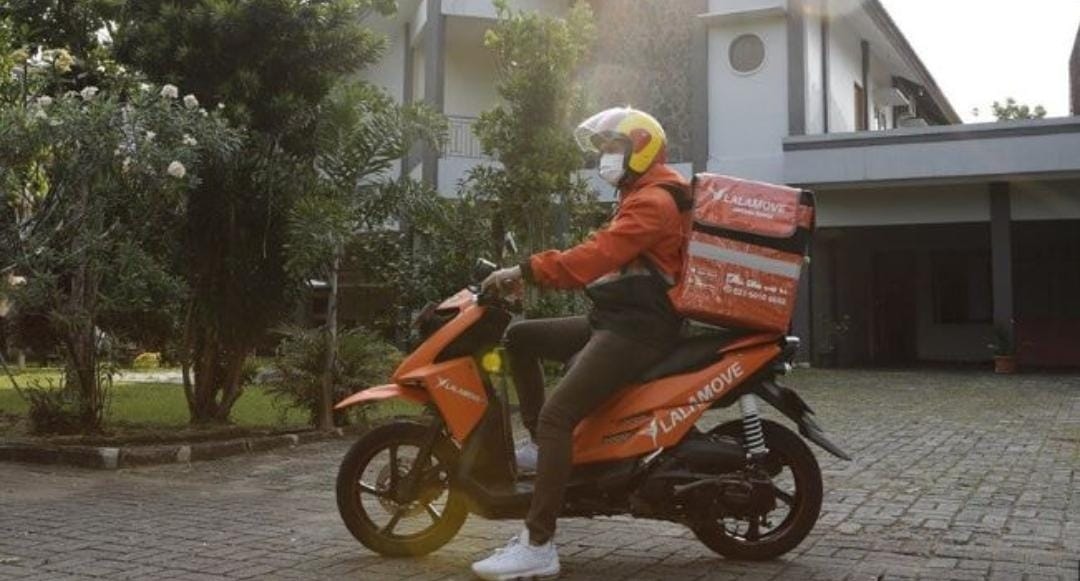 Usia Bukan Penghalang, Ini Kisah Perjuangan Marsudi Berhasil Jadi Star Driver Lalamove