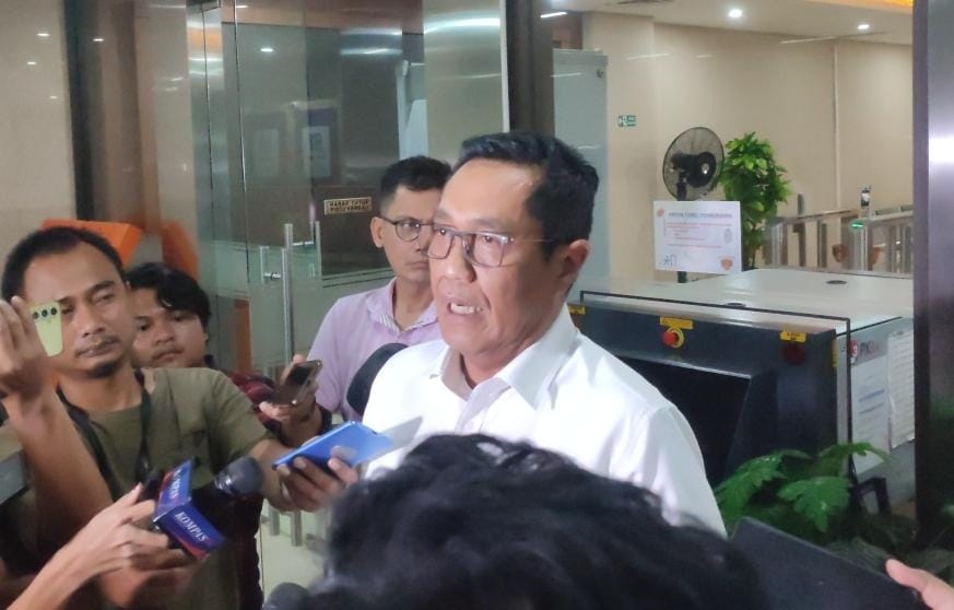 Benny Rhamdani Ngaku Dapat Inisial T dari Orang yang Sudah Meninggal