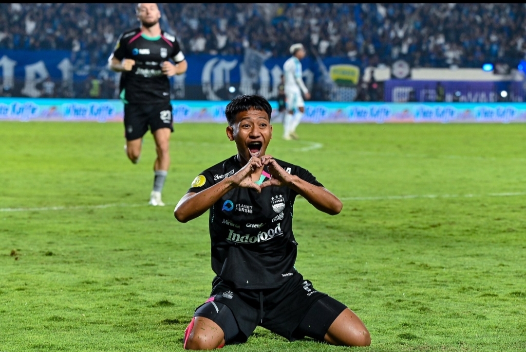 Persib Bandung Menang Besar Atas PSBS Biak, Bojan Hodak Masih Belum Puas