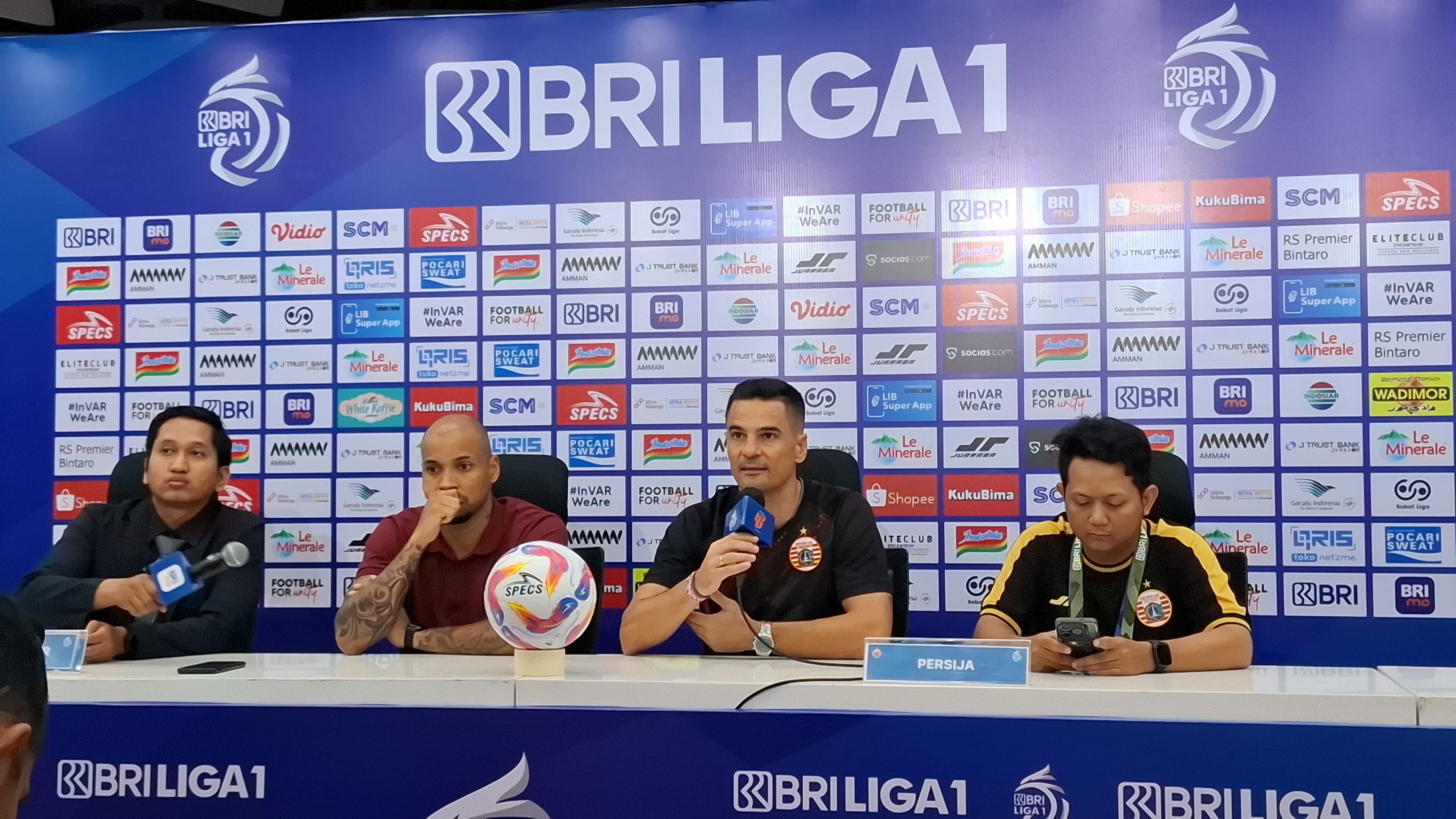 Menang 3 Gol dan Clean Sheet, Carlos Pena Puas dengan Debutnya Bersama Persija Jakarta