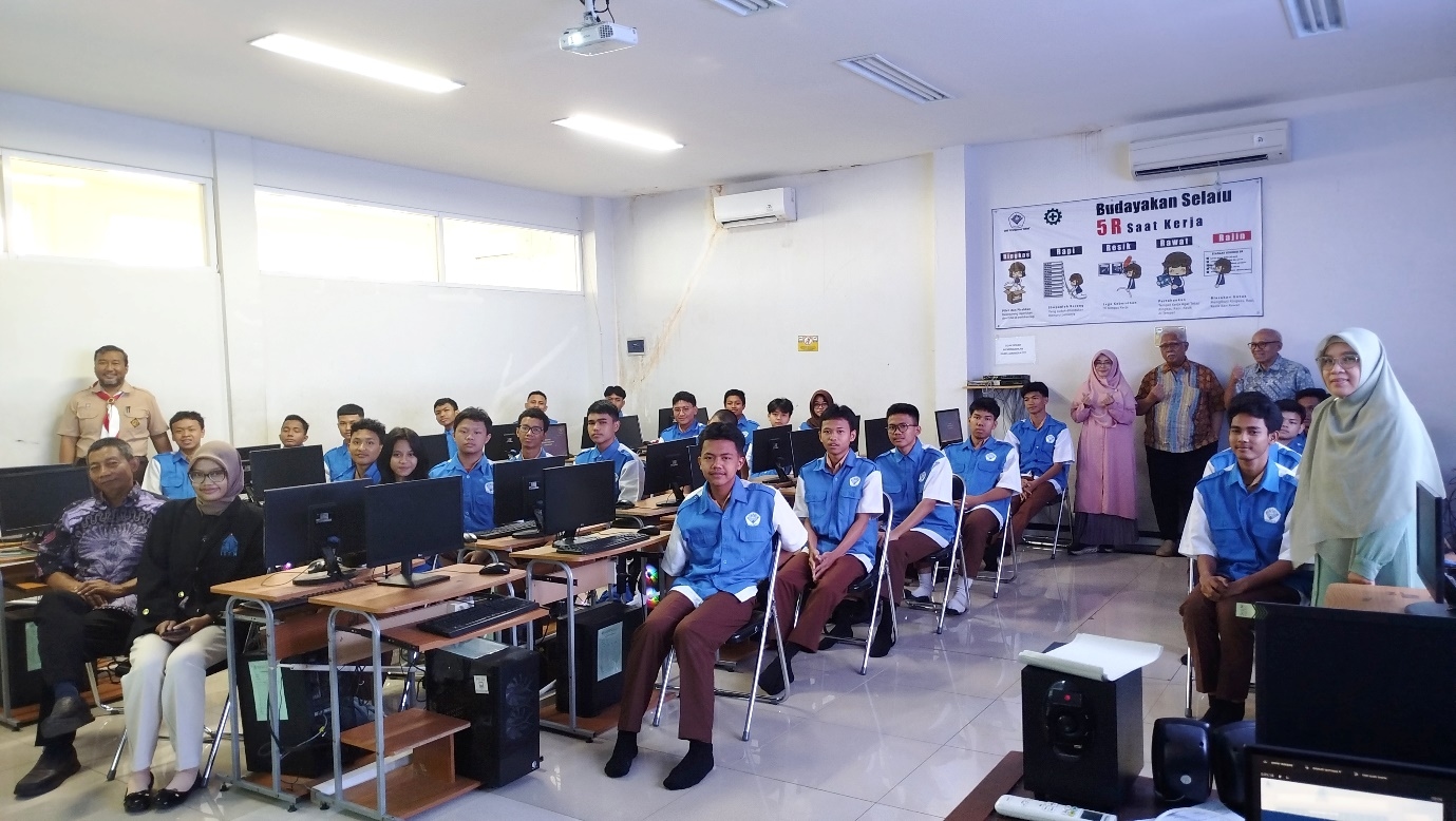 Sebagai Guru, Bagaimana Cara Anda Menyikapi Masukan dan Umpan Balik untuk Pengembangan Diri?