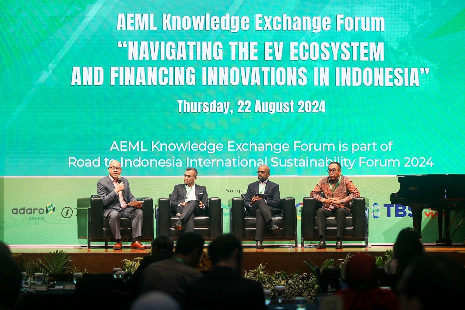 Knowledge Exchange Forum 2024 Bahas Inovasi Pembiayaan Kendaraan Listrik