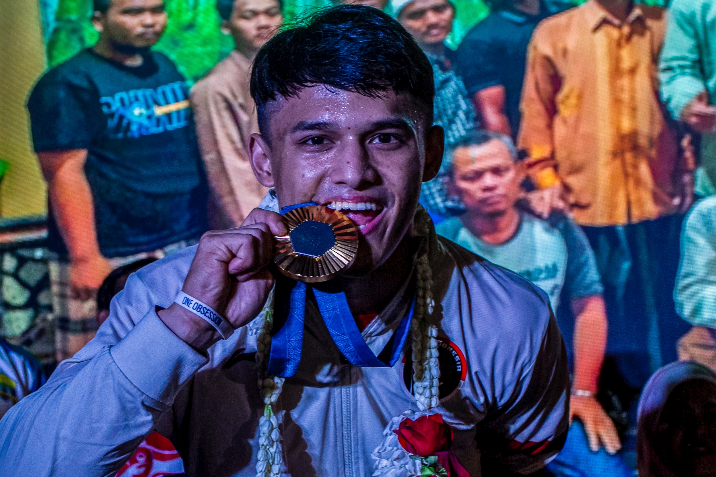 Rizki Juniansyah Bidik Rekor Dunia Total Angkatan Usai Pecahkan Rekor Clean & Jerk