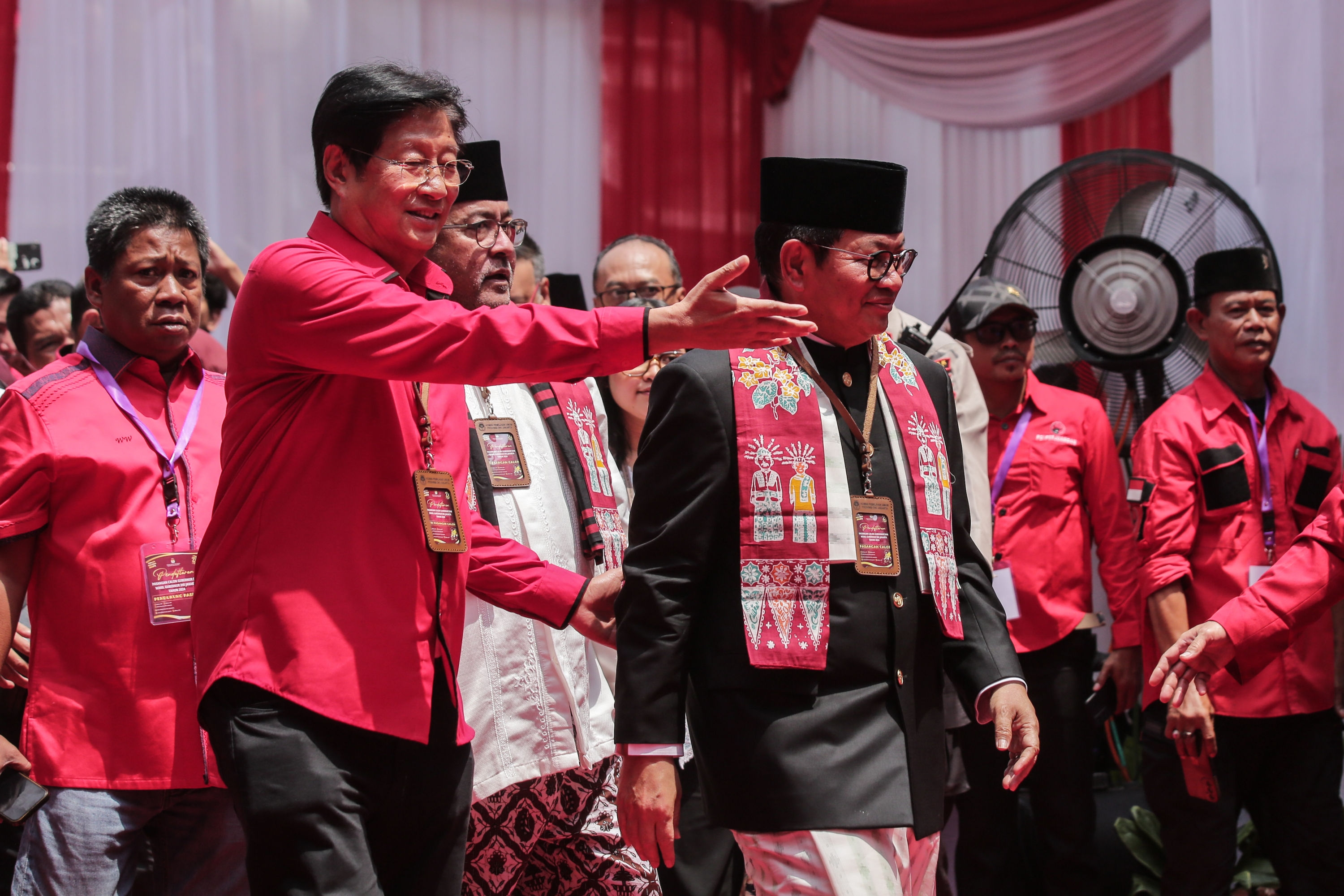 Pramono Anung Sosok yang Bisa Diterima Jokowi dan Prabowo