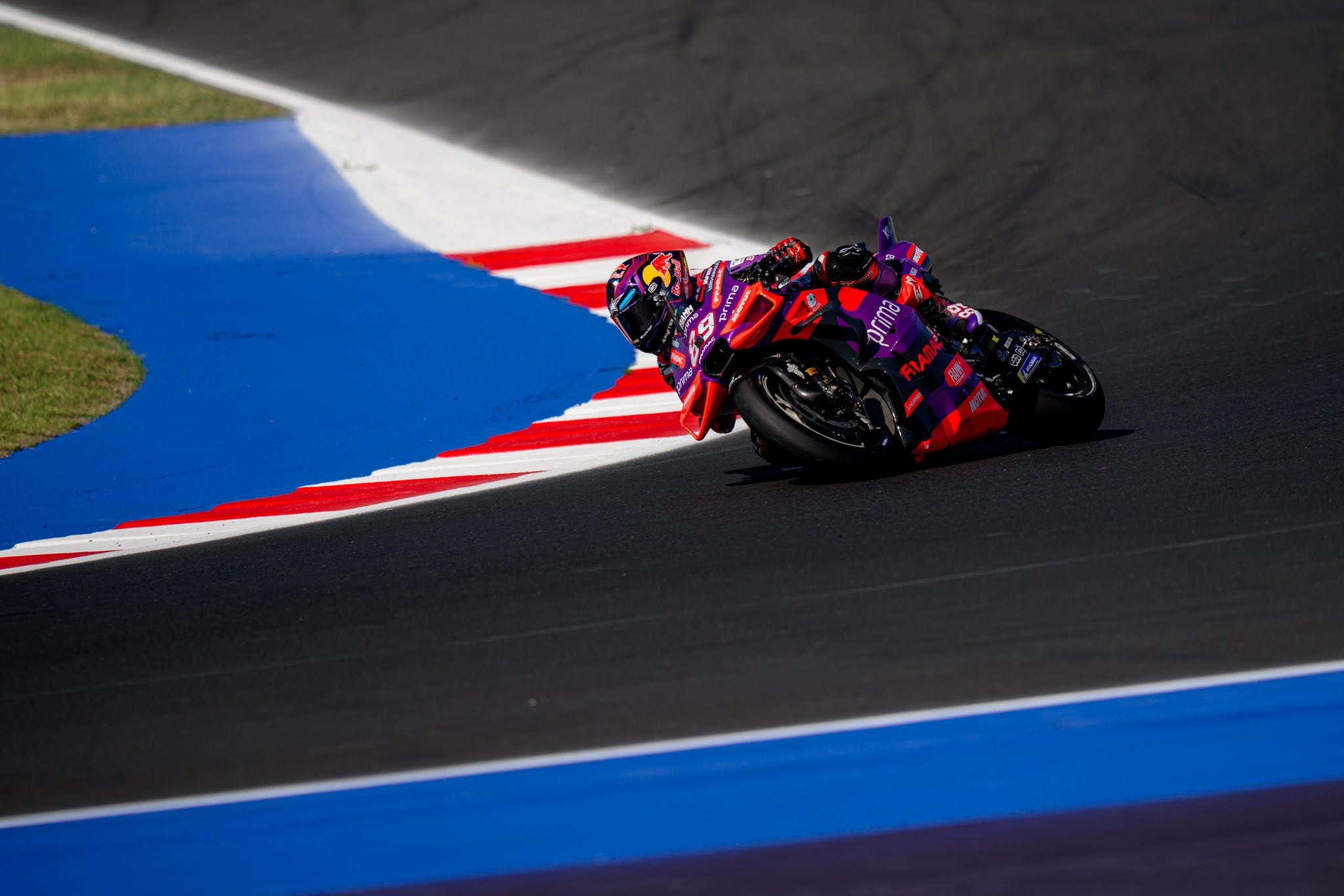 MotoGP San Marino: Jorge Martin Rajai Sesi Sprint, Fransesco Bagnaia Start Terdepan